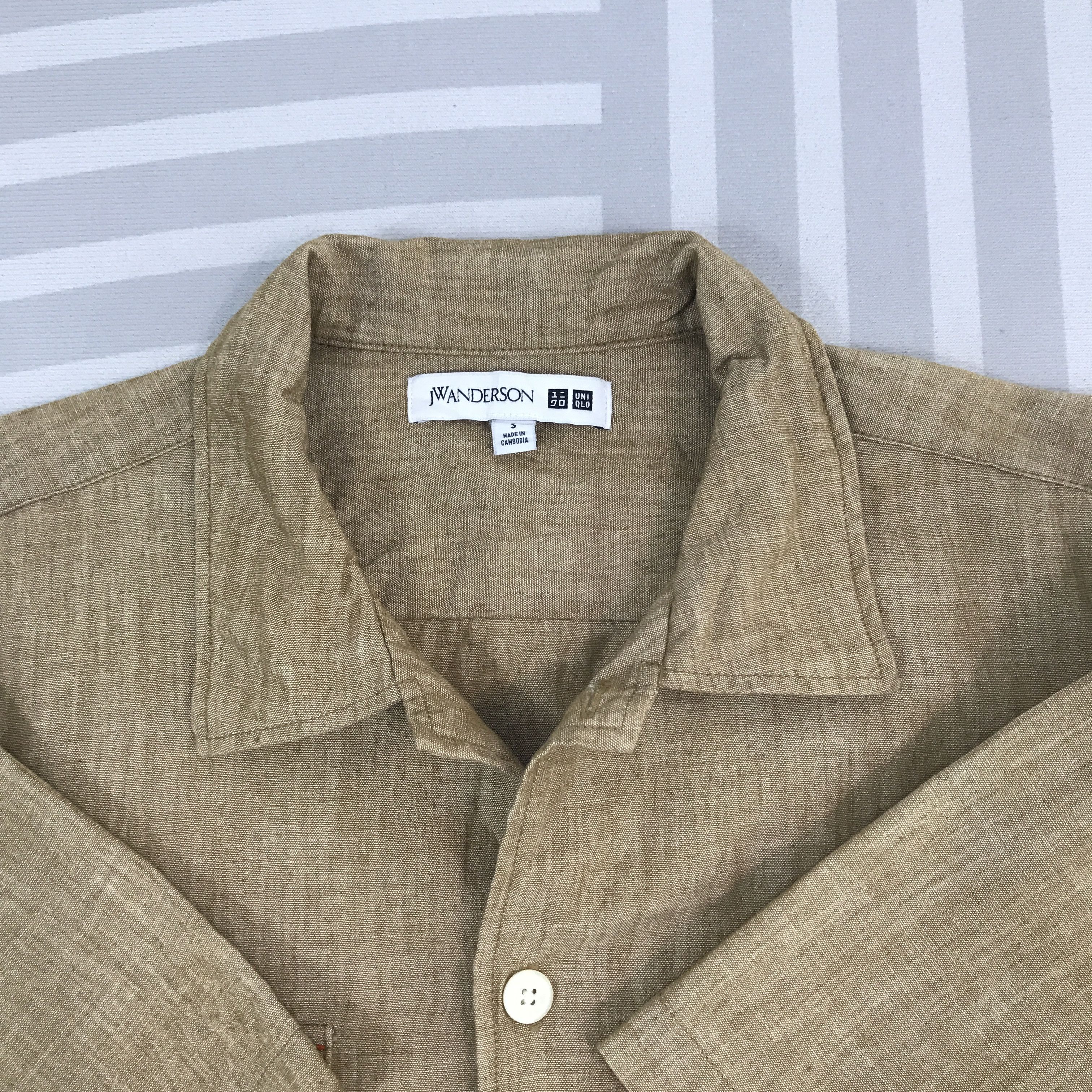 JW Anderson × Japanese Brand × Uniqlo Vintage J.W.Anderson x Uniqlo button up short sleeve Shirt Size US S / EU 44-46 / 1 - 6 Thumbnail