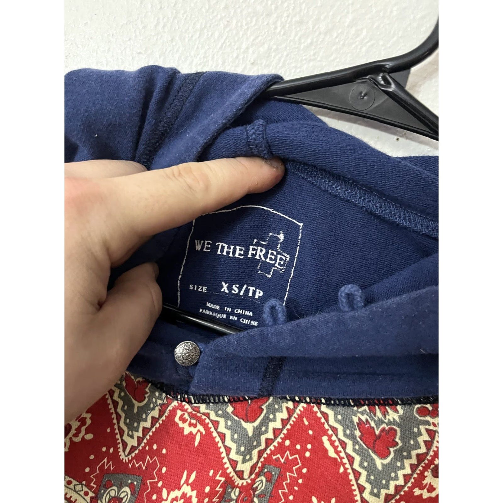 Free People Free People We The Free Bandana Pullover Hoodie Size XS Paisley Size XS / US 0-2 / IT 36-38 - 2 Thumbnail