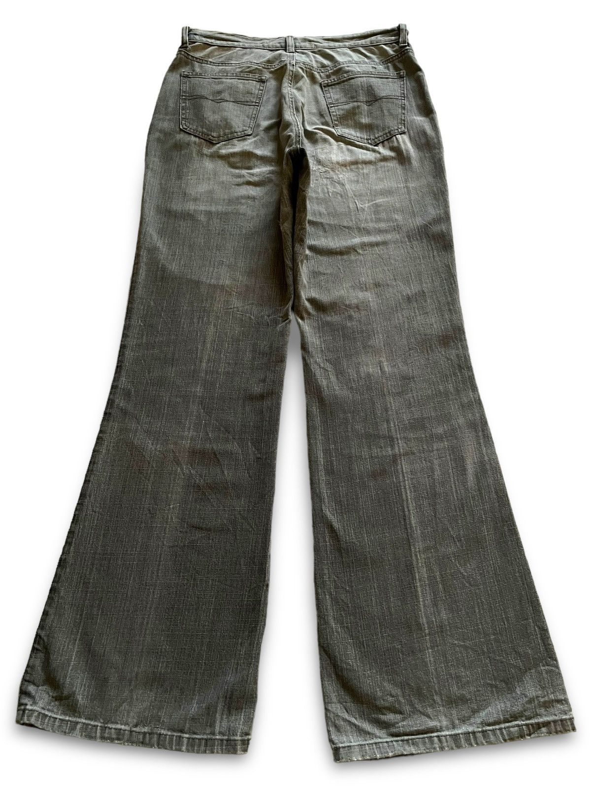 Japanese Brand Vintage Japanese Brand Distressed Grey Flare Jeans Size US 29 - 2 Thumbnail