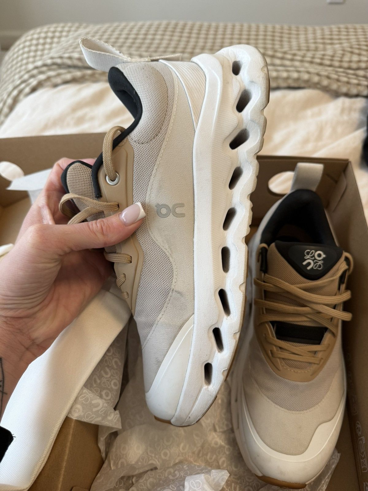 Loewe × On Cloudtilt LOEWE 2 Tan White/Gum Size US 8 / EU 41 - 9 Thumbnail