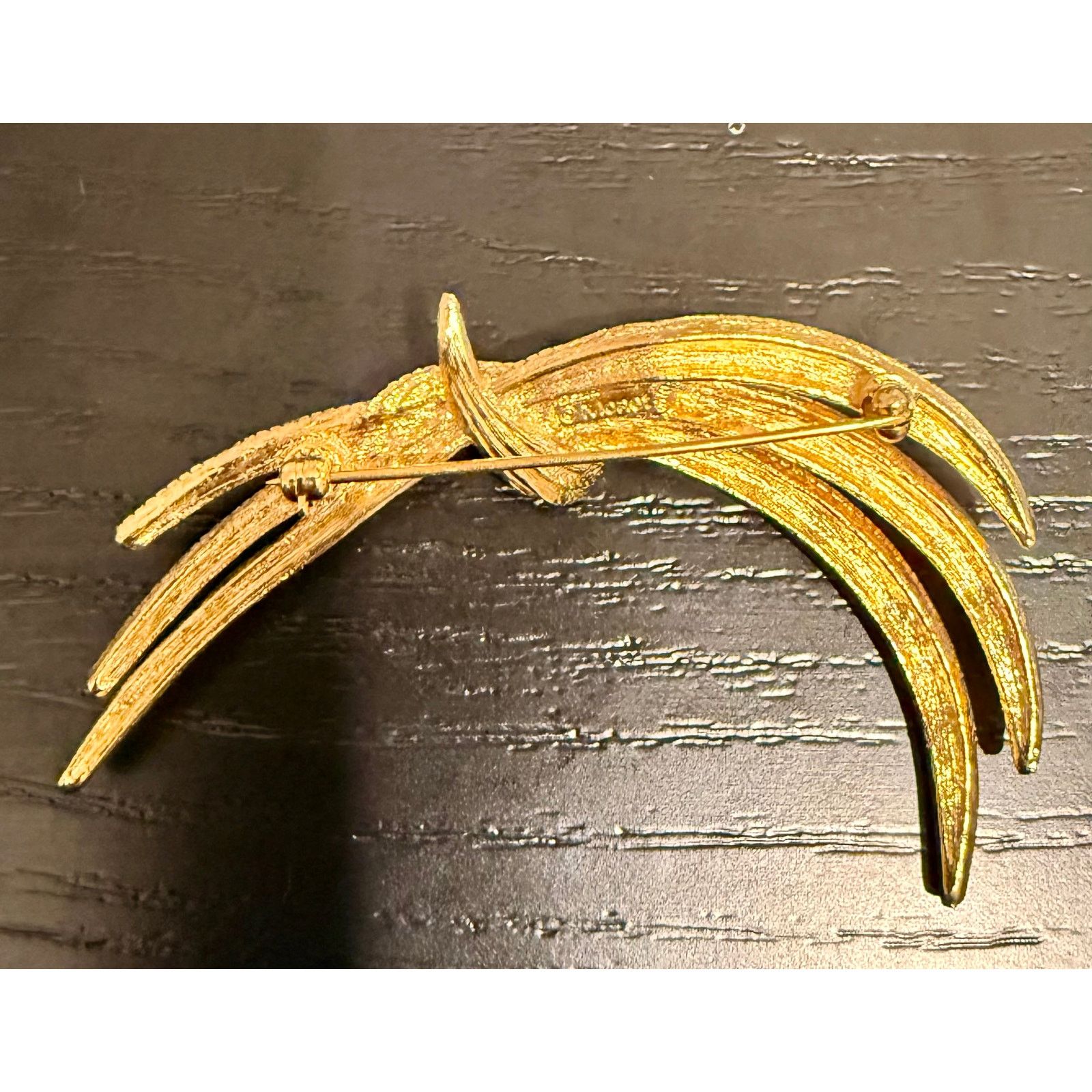 Monet Vintage Signed Monet Gold Tone Textured Spray Brooch Size ONE SIZE - 2 Thumbnail