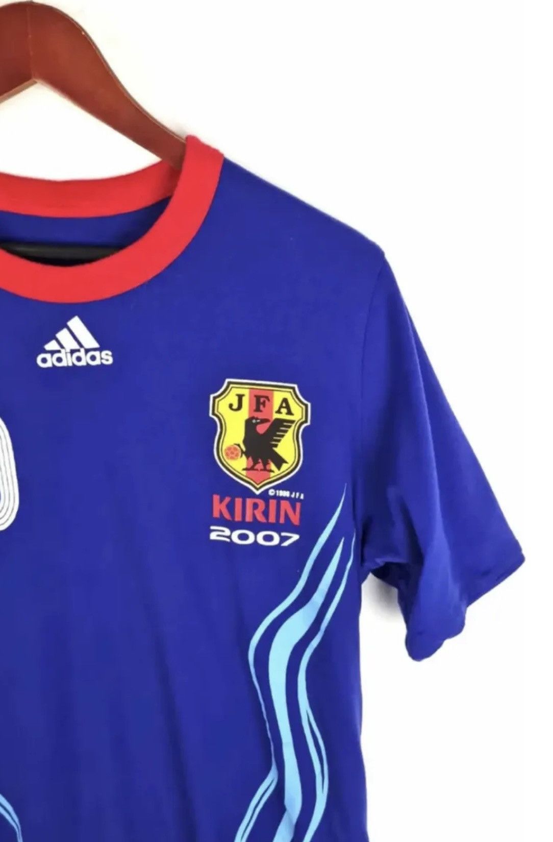 Adidas Vintage 2000s Japan soccer t shirt official doble sided L Size US L / EU 52-54 / 3 - 6 Thumbnail