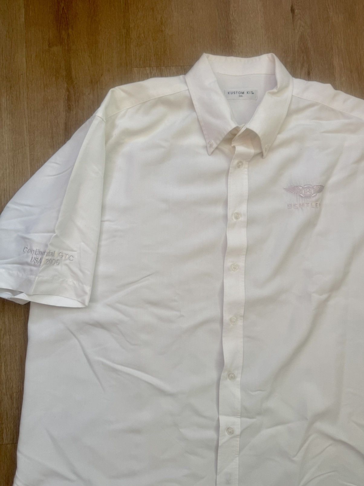 Bentley BENTLEY EMBROIDERED IMPRINT LOGO SILK BUTTON UP SHORT SLEEVE Size US XXL / EU 58 / 5 - 5 Thumbnail