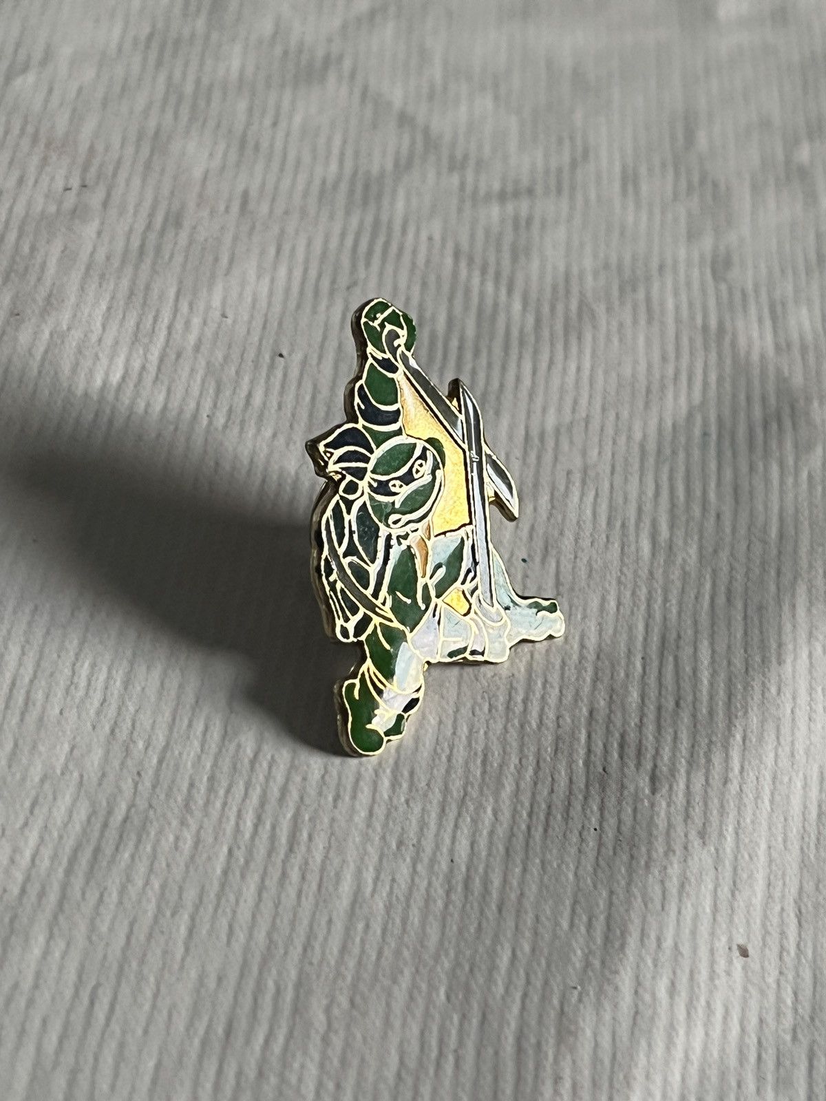 Cartoon Network × Vintage Teenage mutant ninja turtles vintage pin : Leonardo Size ONE SIZE - 2 Thumbnail