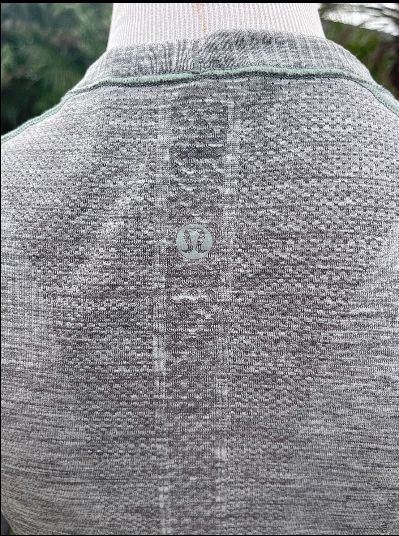 Lululemon Lululemon Swiftly Tech Long Sleeve Womens 8 Gray Thumb Holes Size M / US 6-8 / IT 42-44 - 3 Thumbnail