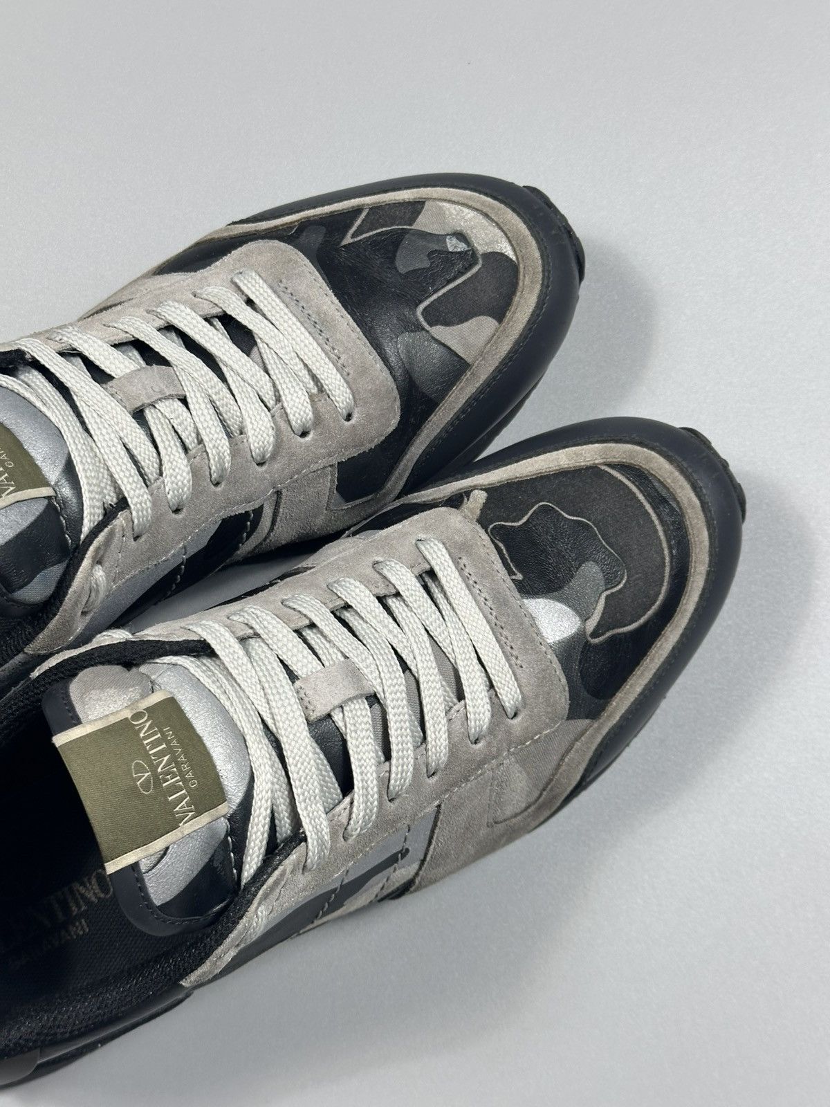 Valentino Valentino Rockrunner Camouflage Sneakers Grey/Black Size US 11 / EU 44 - 7 Thumbnail