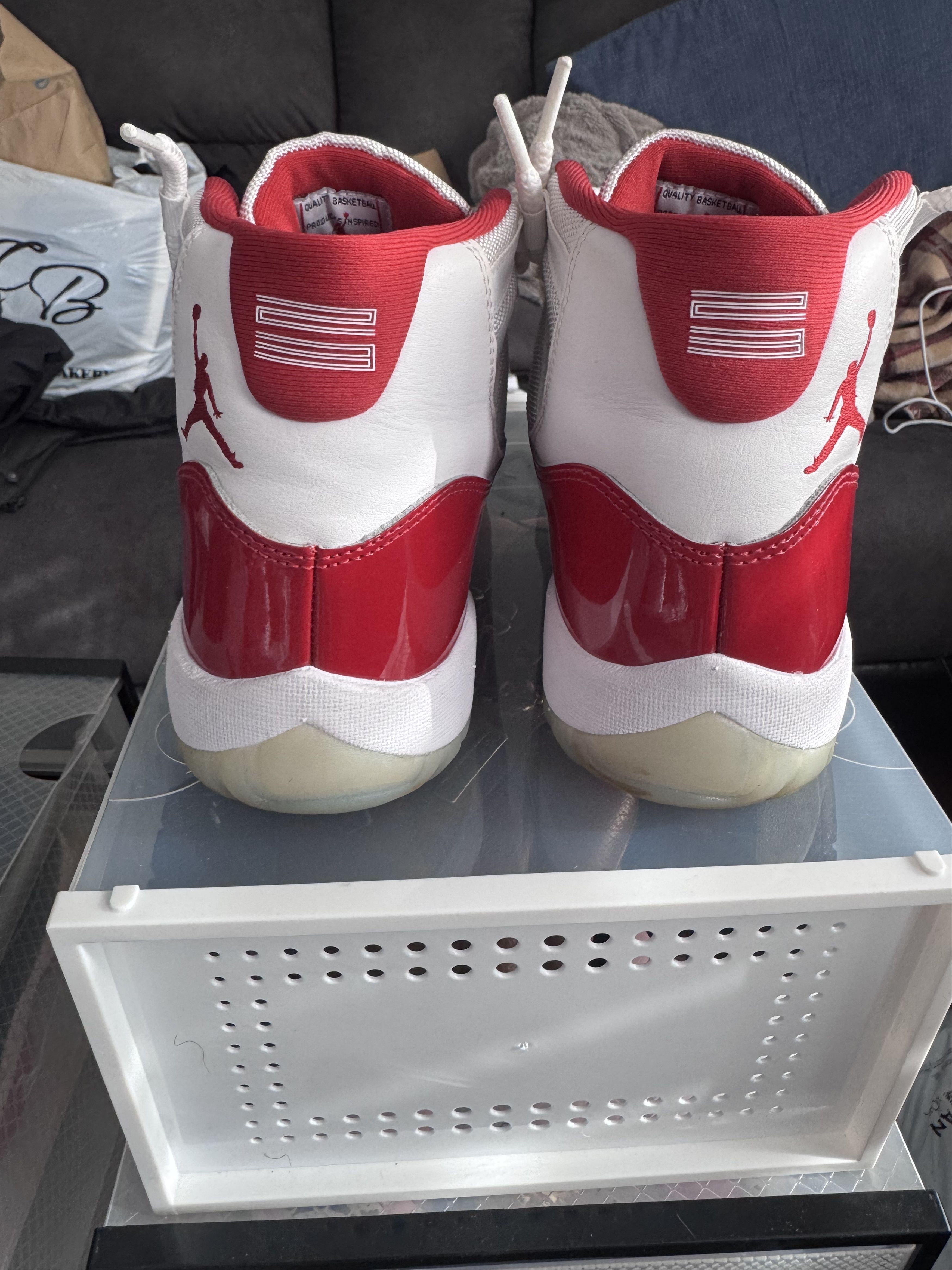 Jordan Brand Jordan 11 Retro - Cherry 2022 Size US 9.5 / EU 42-43 - 5 Thumbnail