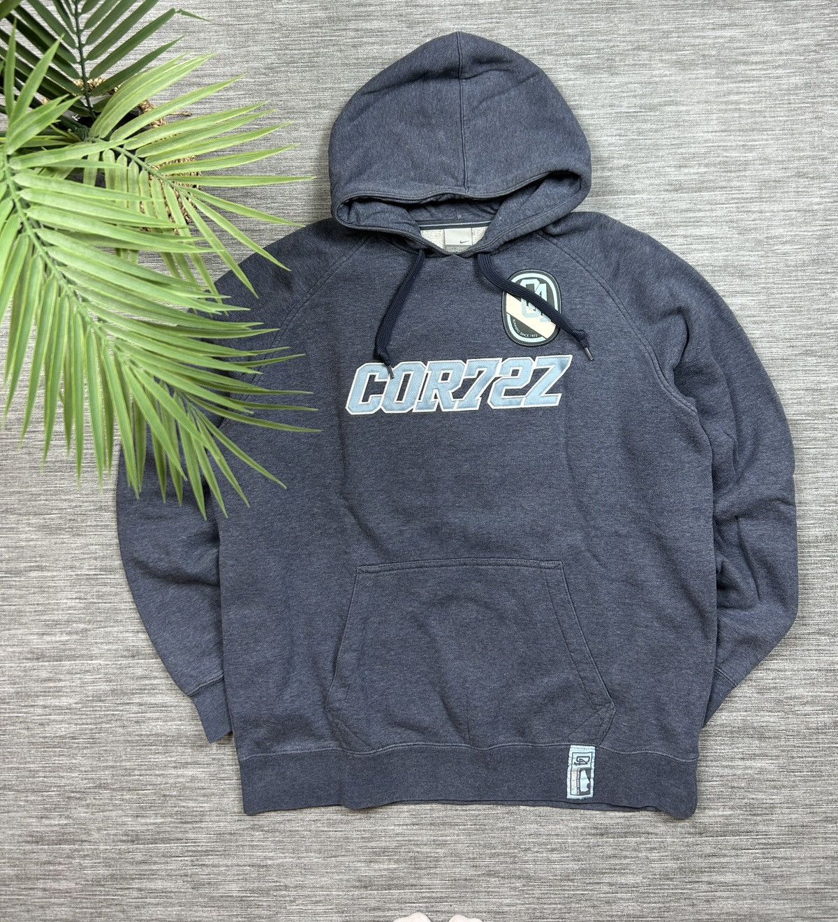 Nike × Vintage 00s Nike Air Big Logo Vintage Y2K Retro Oversized Hoodie Size US L / EU 52-54 / 3 - 1 Thumbnail