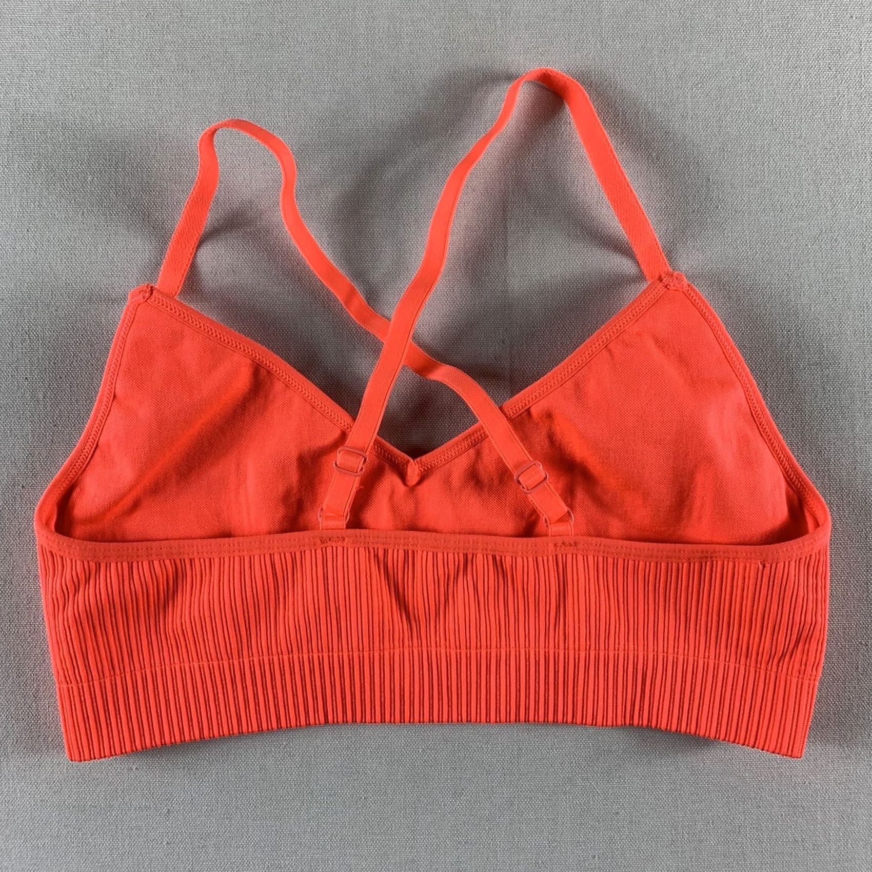 Good American GOOD AMERICAN ACTIVEWEAR TOP WOMENS SIZE 1/2 NEON ORANGE CROSS STRAP NYLON Size XS / US 0-2 / IT 36-38 - 2 Thumbnail