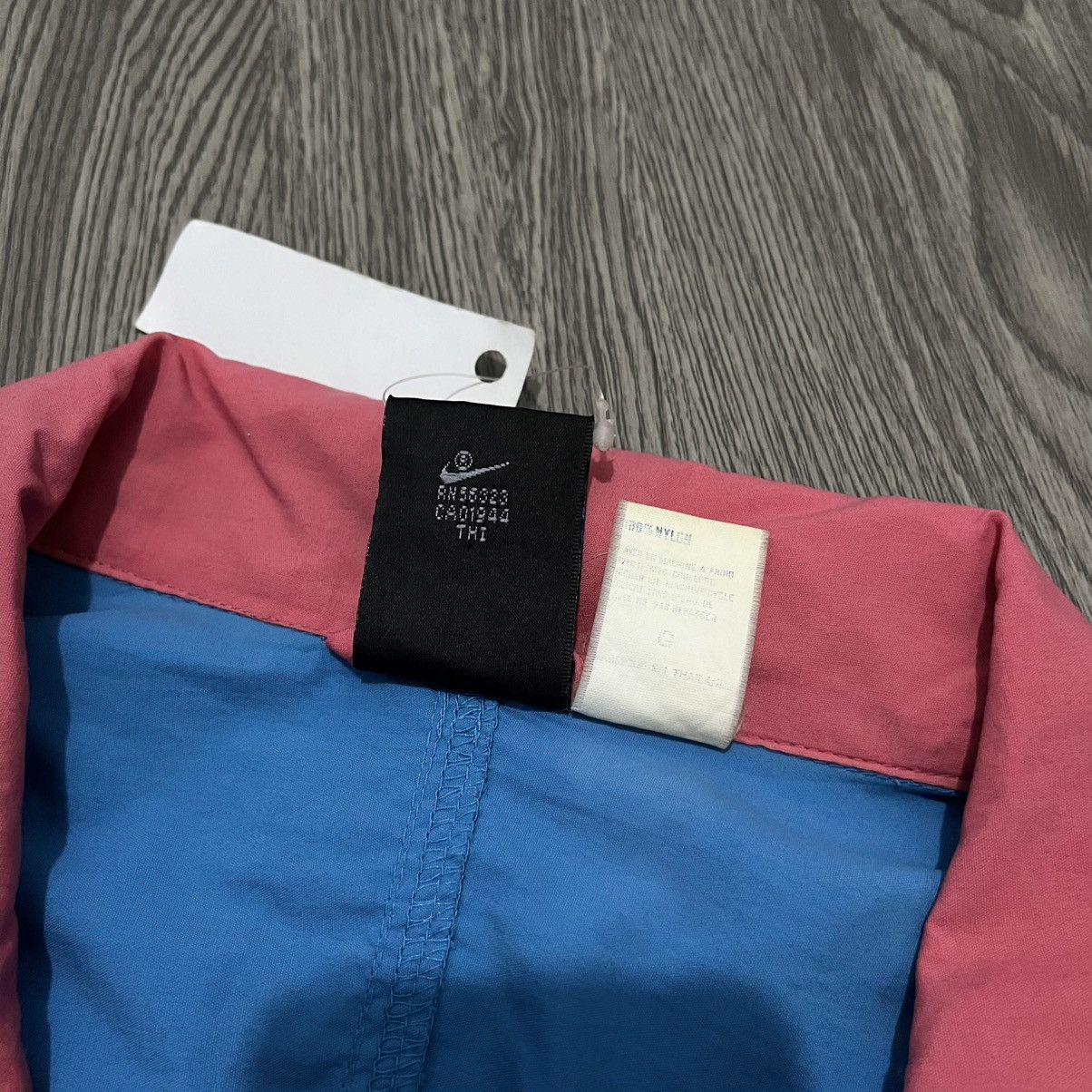 Nike ACG 00s NIKE ACG Zip Windbreaker Track Jacket Size US L / EU 52-54 / 3 - 12 Thumbnail