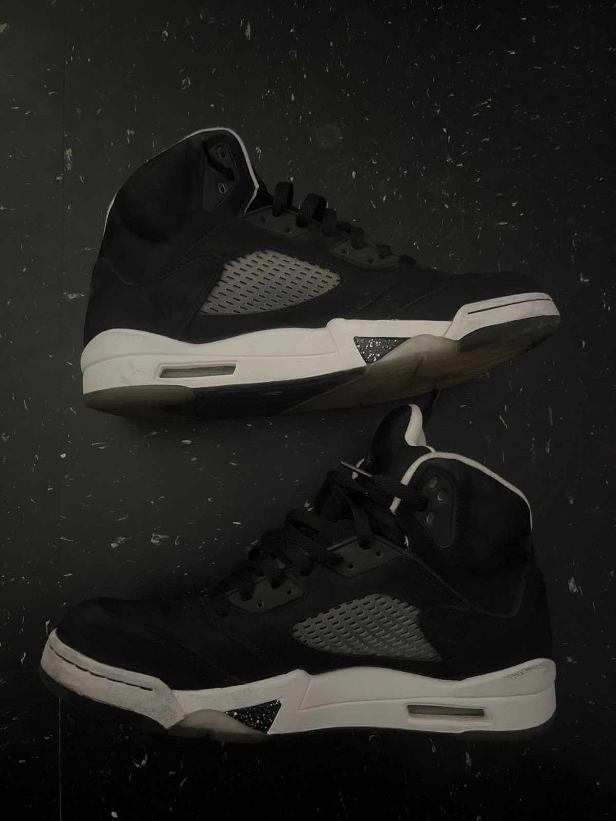 Jordan Brand Jordan 5 Oreo Size US 10.5 / EU 43-44 - 1 Thumbnail