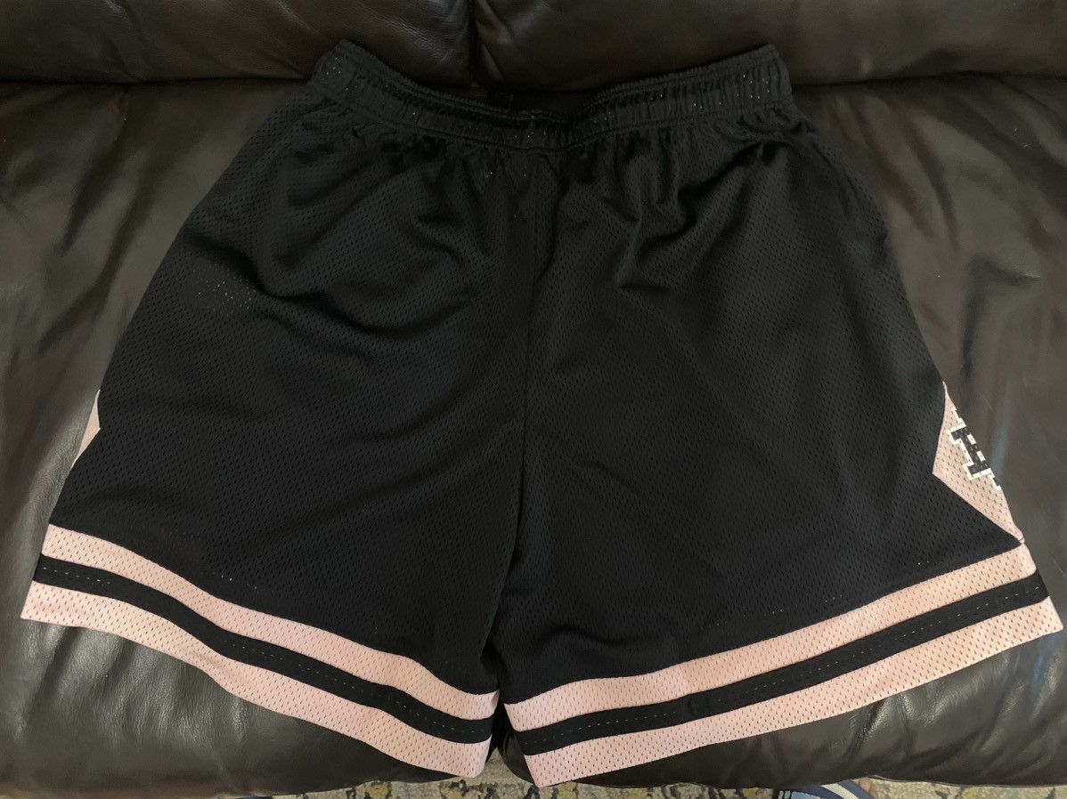 Eric Emanuel Size 2XL/XXLarge - Eric Emanuel Shorts Black Peach Pinkk Size US 37 - 2 Thumbnail
