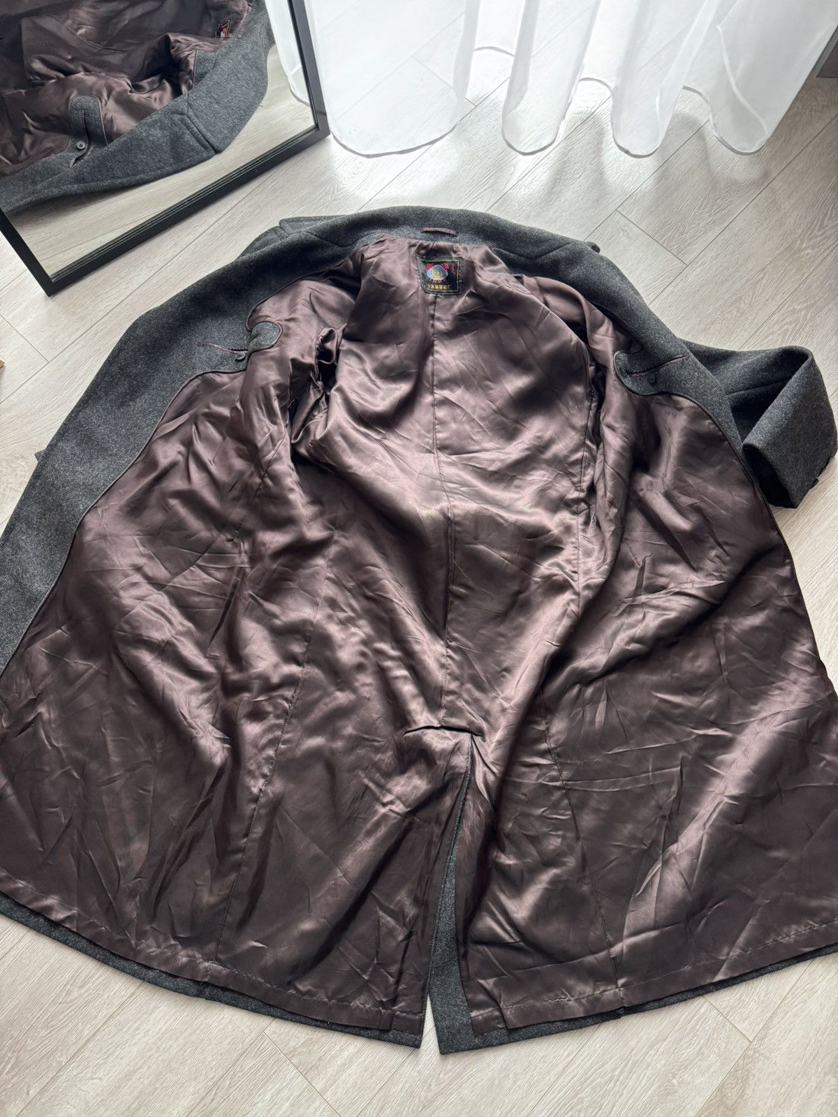 Japanese Brand Vintage Double Breasted Wool Coat – China Made – 90s Era Size US M / EU 48-50 / 2 - 10 Thumbnail