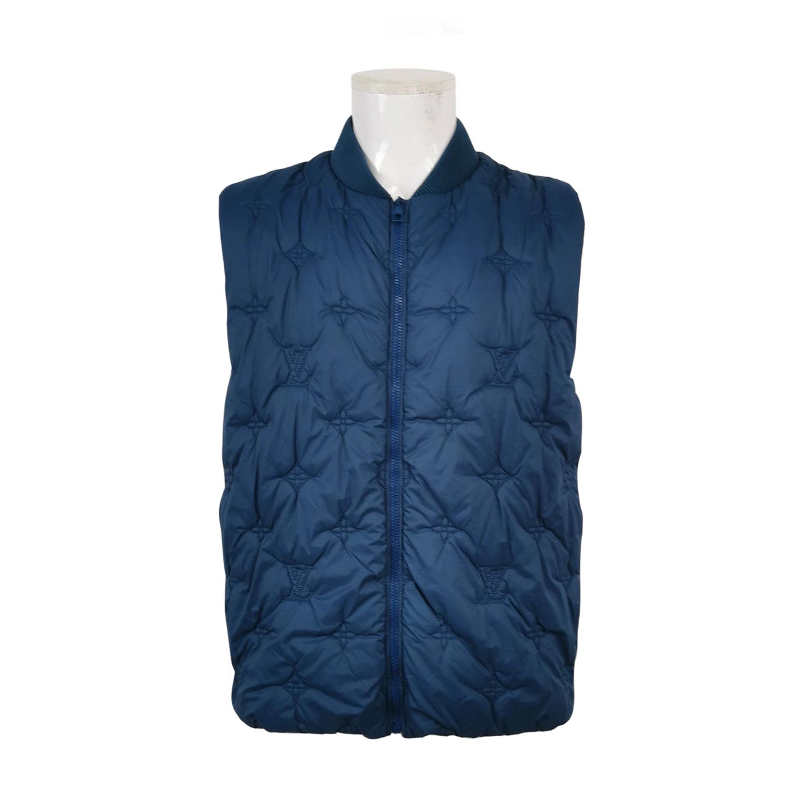 Louis Vuitton Louis Vuitton Monogram Quilted Vest Size M Size US M / EU 48-50 / 2 - 1 Thumbnail
