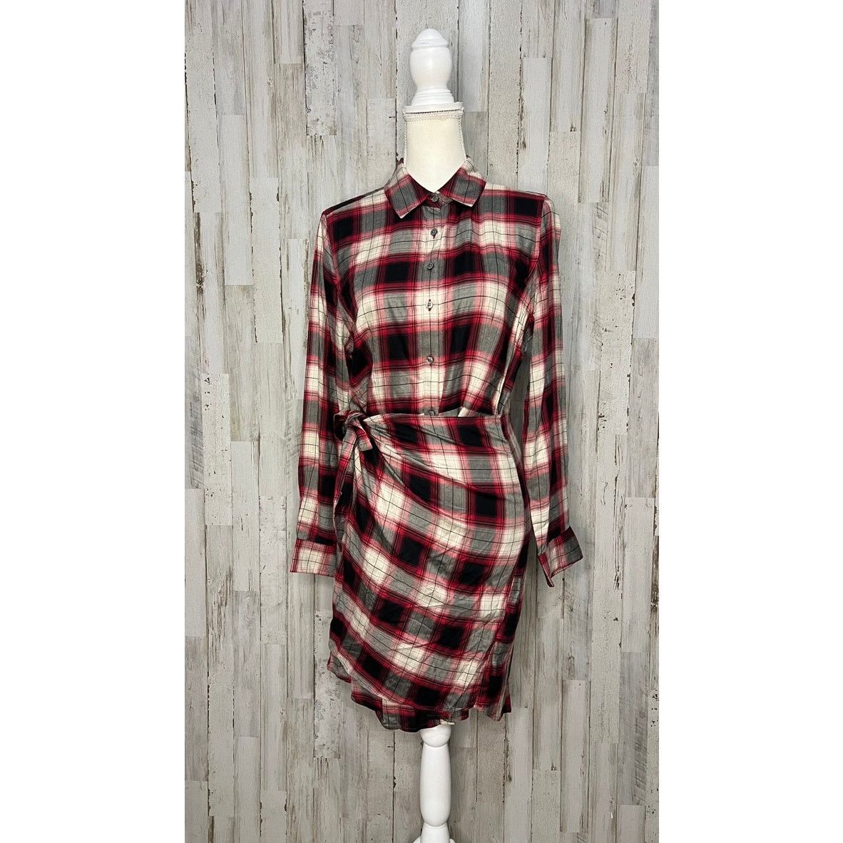 UNTUCKit UNTUCKit Women's Plaid Wrap Dress Size 8 Knee Length Size M / US 6-8 / IT 42-44 - 6 Thumbnail