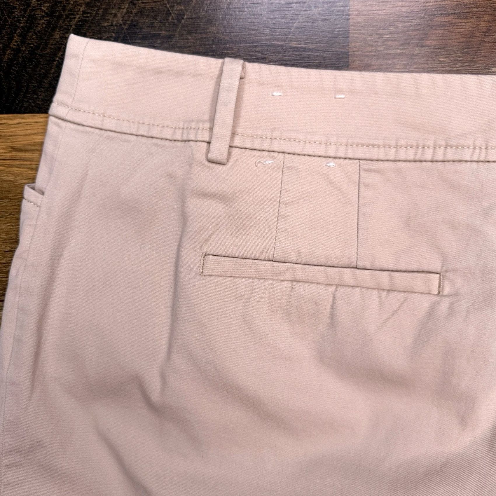 Talbots Talbots Womens 16 Tan High Rise Stretch Chino Shorts 6.5in Inseam Brown Regular Size 38" / US 16 / IT 52 - 5 Thumbnail