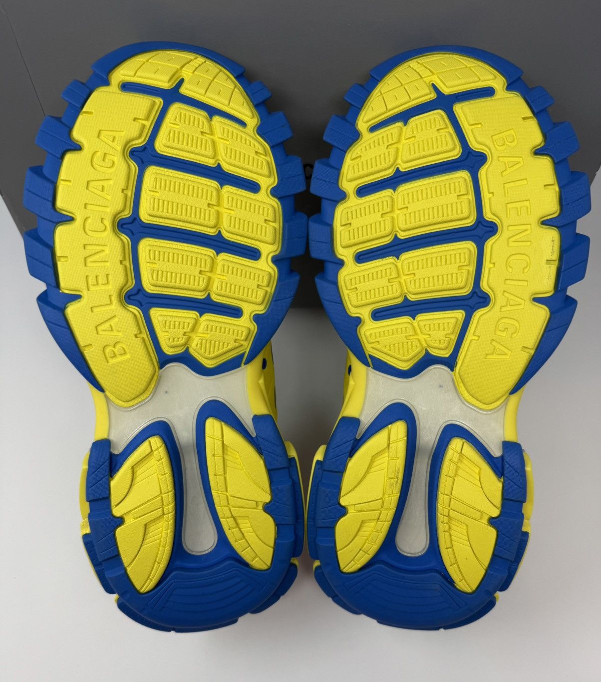 Balenciaga Balenciaga Track LED Sneaker Yellow/Blue Size US 12 / EU 45 - 6 Thumbnail