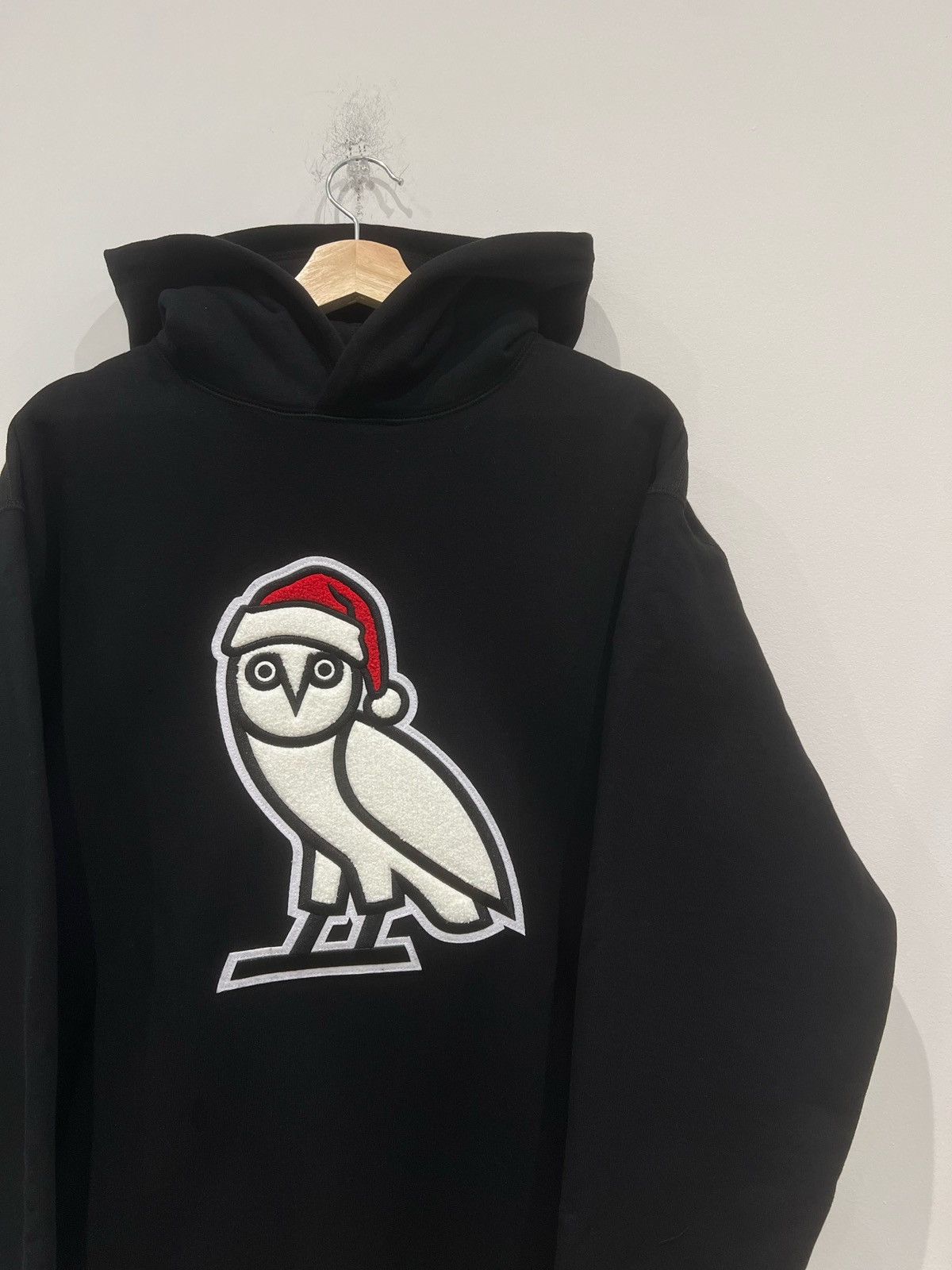 October's Very Own OVO Holiday Owl Hoodie Black Size: XXL Size US XXL / EU 58 / 5 - 2 Thumbnail