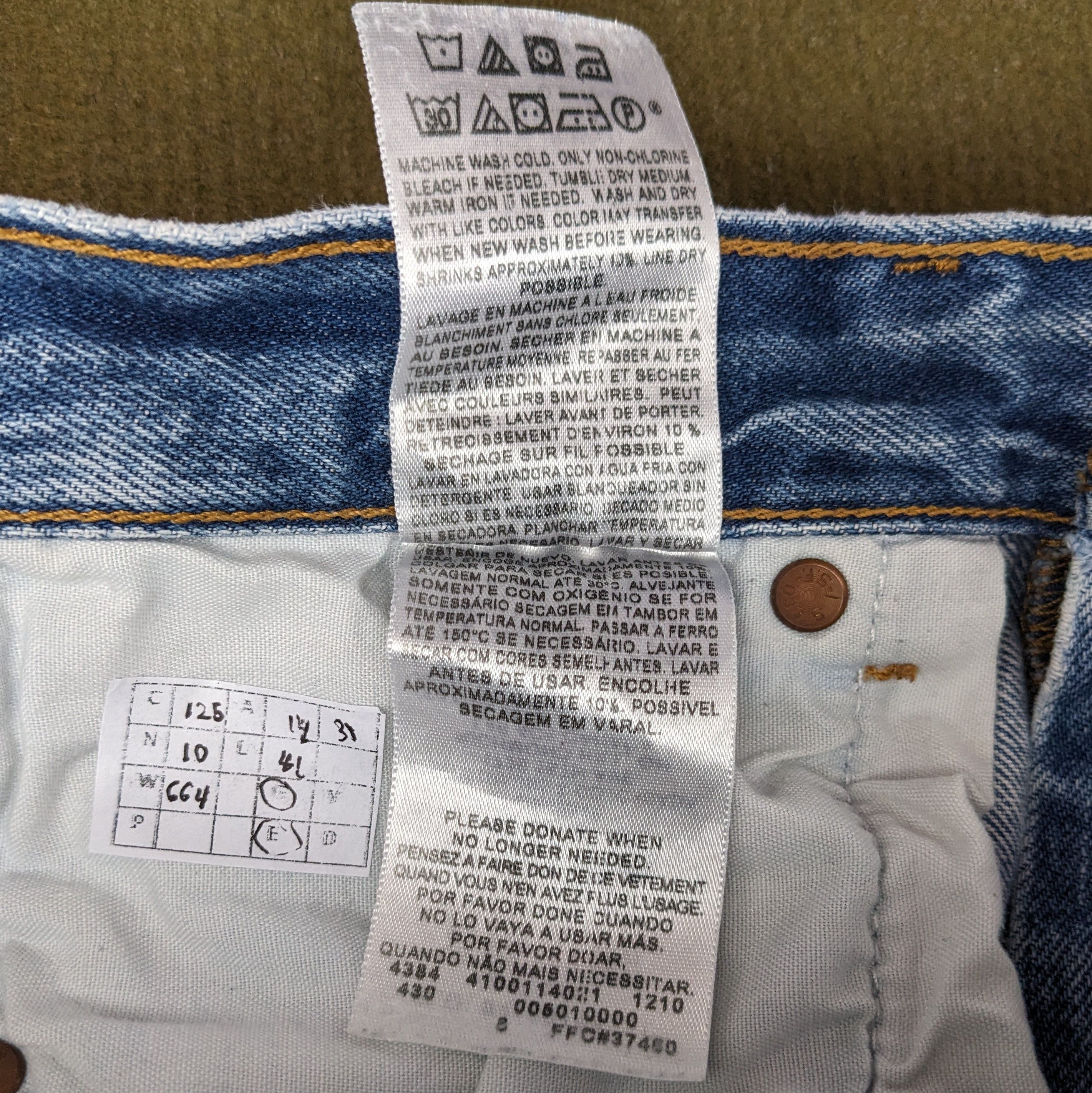 Levi's Vintage Levi's Strauss. Co American Brand Jeans Size US 28 / EU 44 - 13 Thumbnail