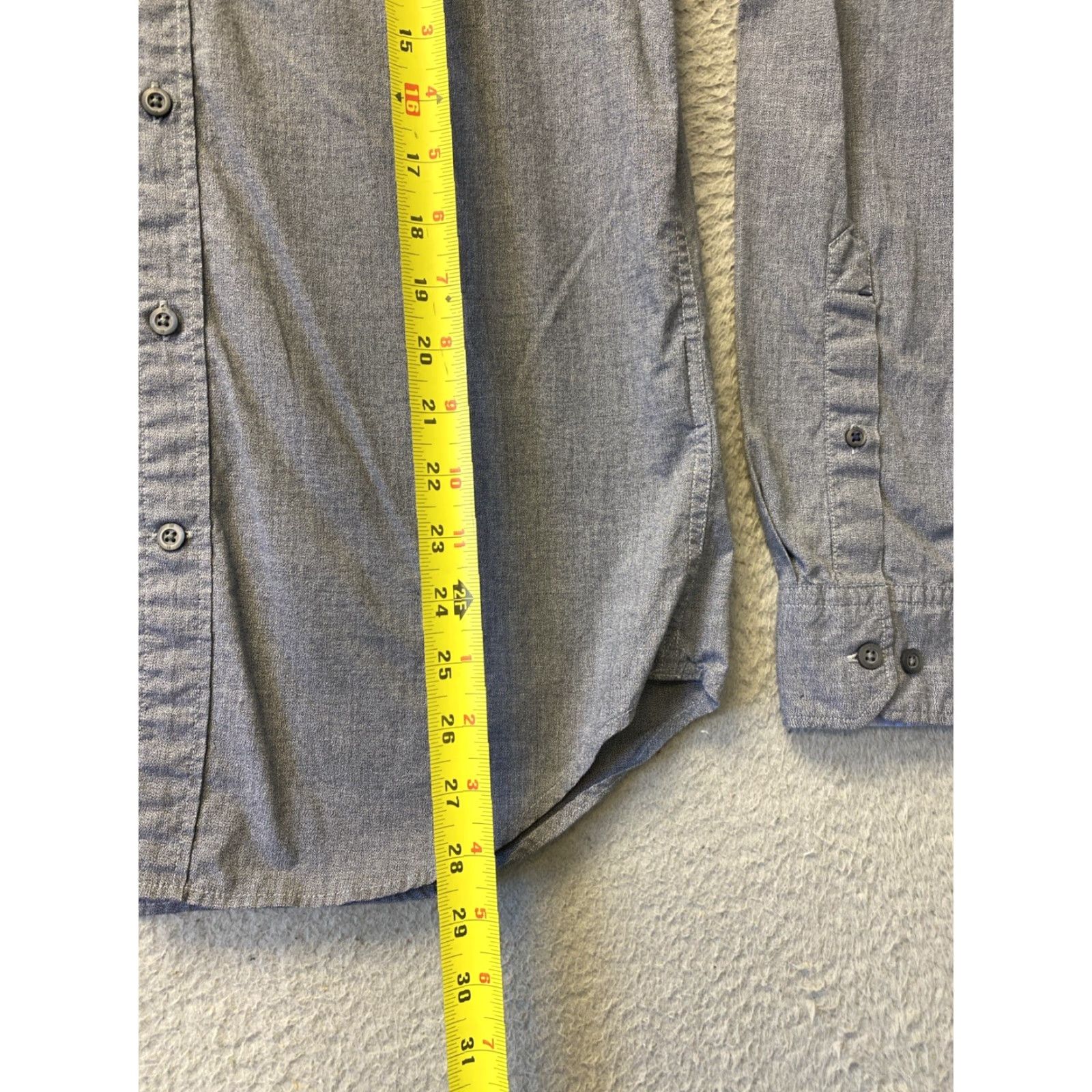 Banana Republic Banana Republic Shirt Men's Slim Button-Up Long Sleeve Gray Solid - Size S - Classic Preppy Casual Formal All Seasons Size US S / EU 44-46 / 1 - 6 Thumbnail