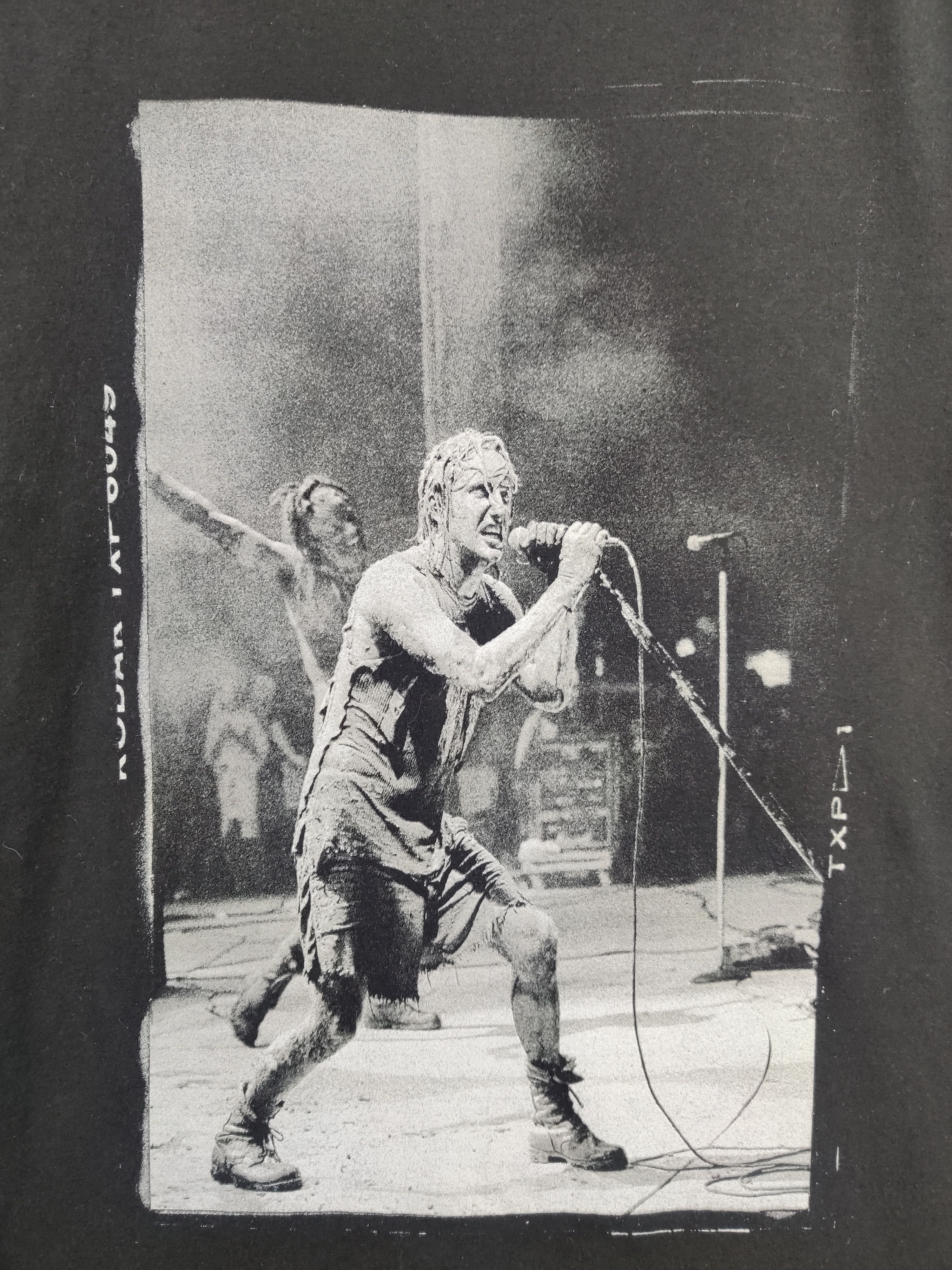 Band Tees Vintage Nin Inch Nails Rock Band Tee Tshirt Size US M / EU 48-50 / 2 - 8 Thumbnail