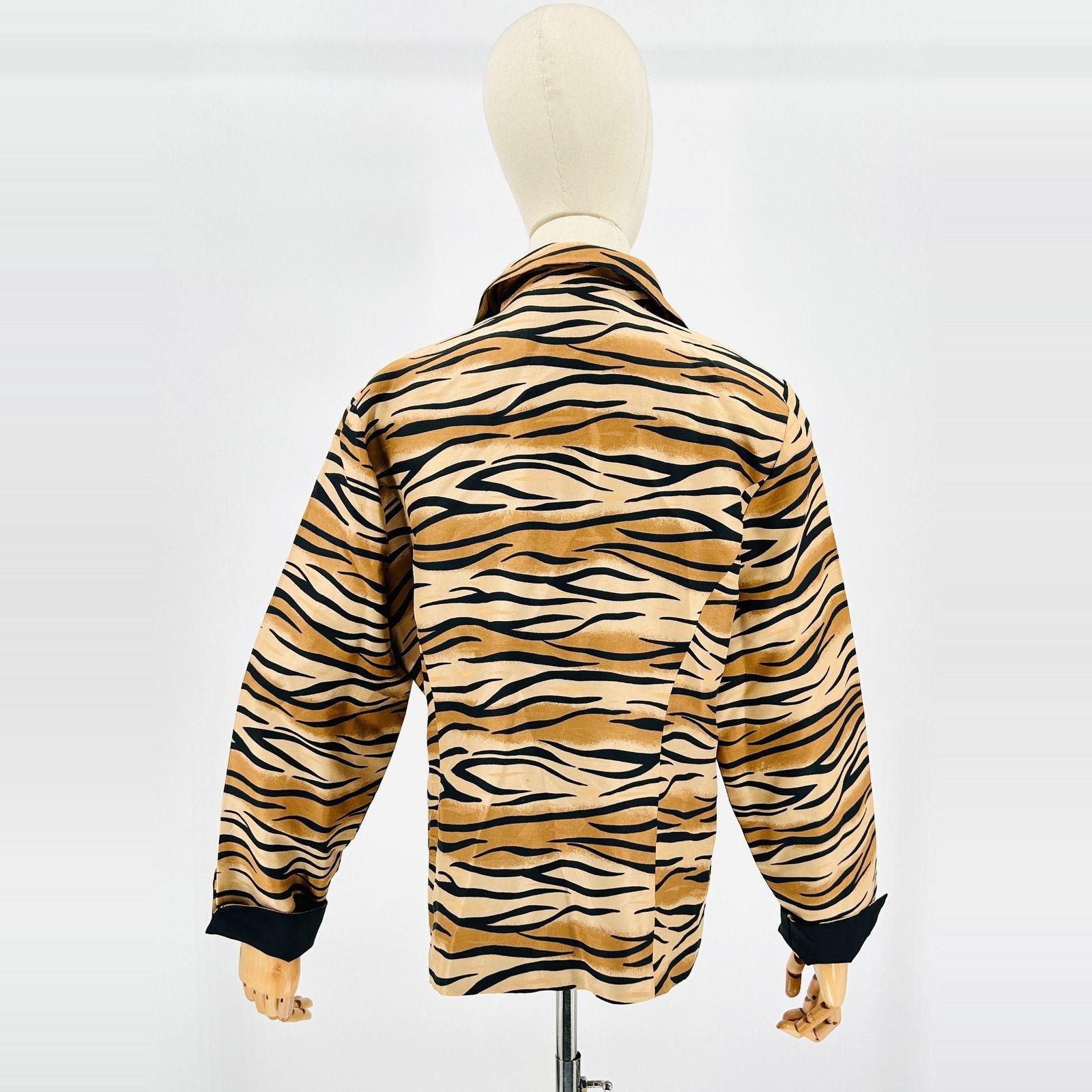 Vintage Vintage Y2K Silkland Tiger Stripe Animal Print Silk Jacket Size L / US 10 / IT 46 - 5 Thumbnail