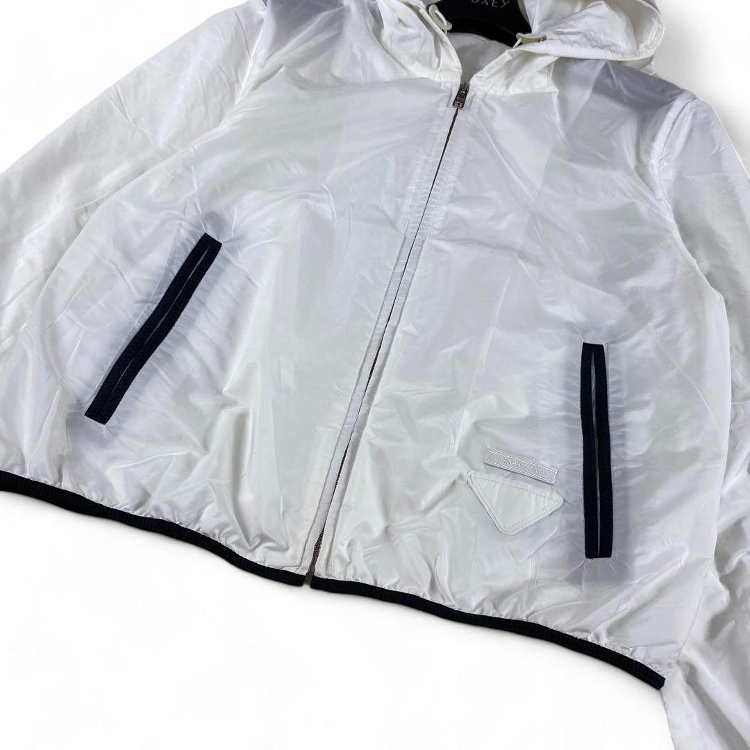 Prada Prada - L white nylon rainjacket summer triangle logo plate Size US L / EU 52-54 / 3 - 4 Thumbnail