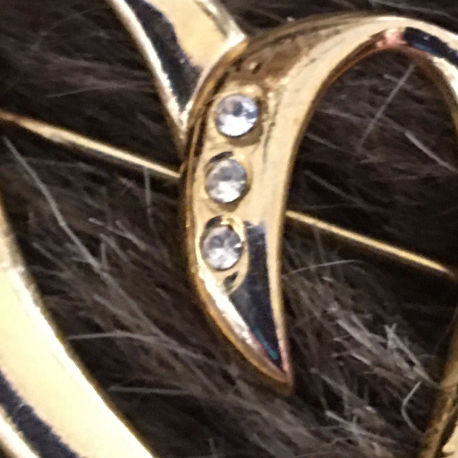 Vintage Vintage gold tone rhinestone heart pin brooch Size ONE SIZE - 3 Thumbnail