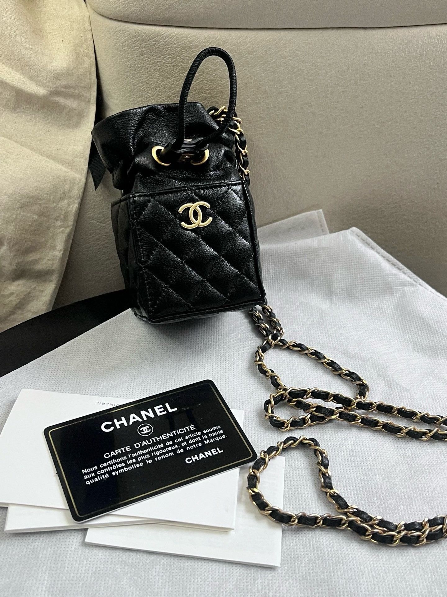 Chanel Pre-loved Bag Very good condition Size ONE SIZE - 1 Thumbnail