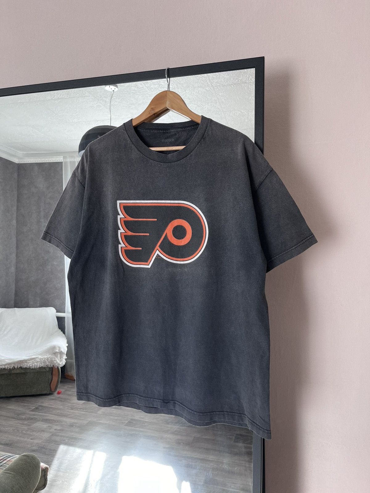 Reebok flyers shirt online