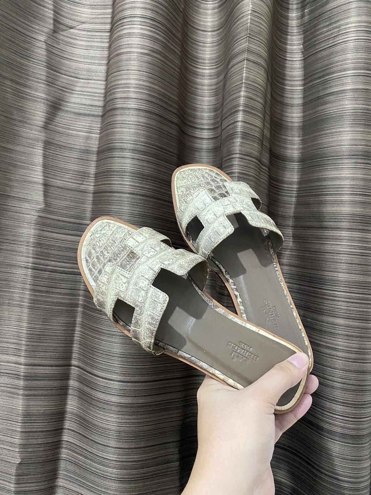 Hermes Hermès Oran Himalayan Size US 6 / IT 36 - 2 Thumbnail
