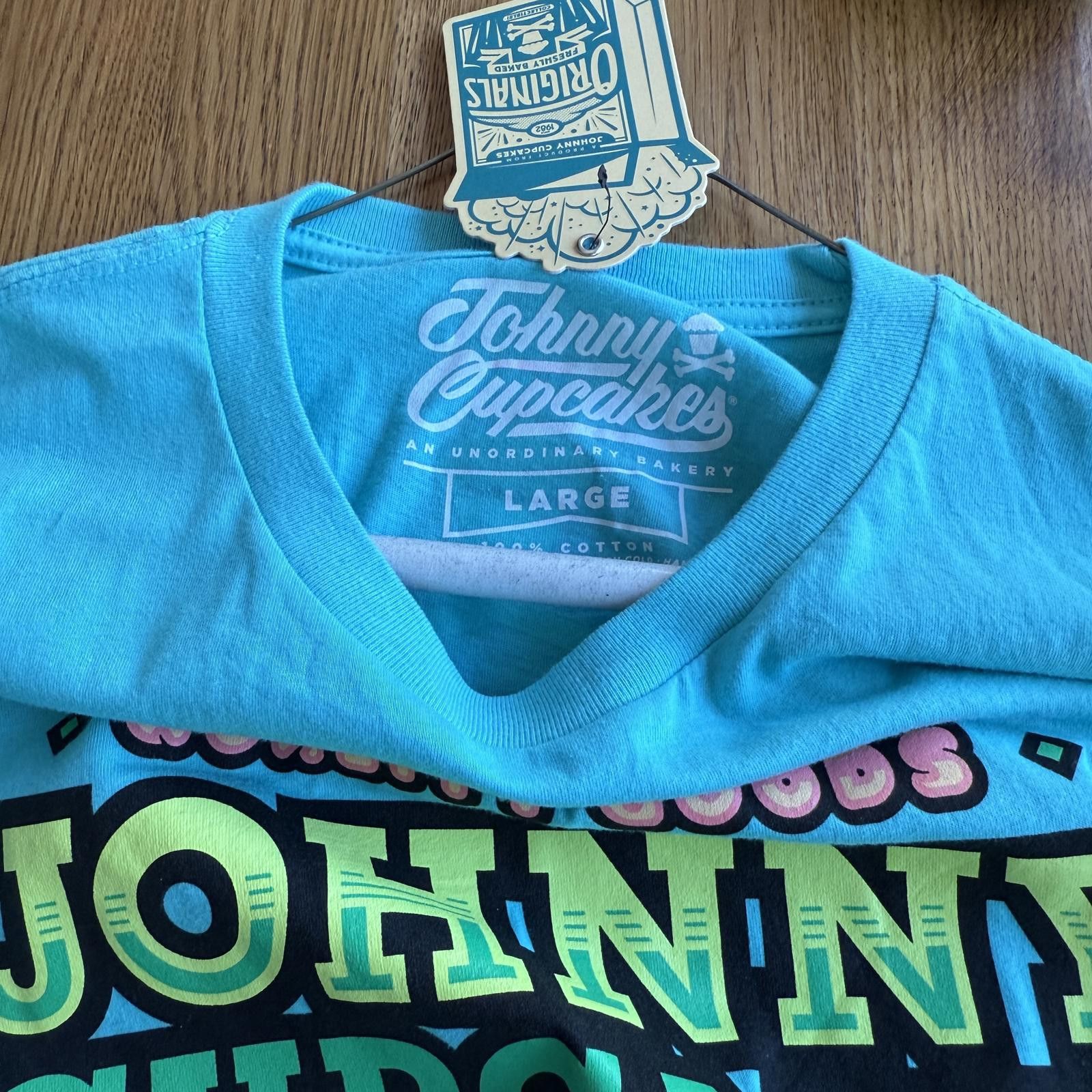 Johnny Cupcakes Johnny Cupcakes Los Angeles Exclusive Brand New Large Size US L / EU 52-54 / 3 - 4 Thumbnail
