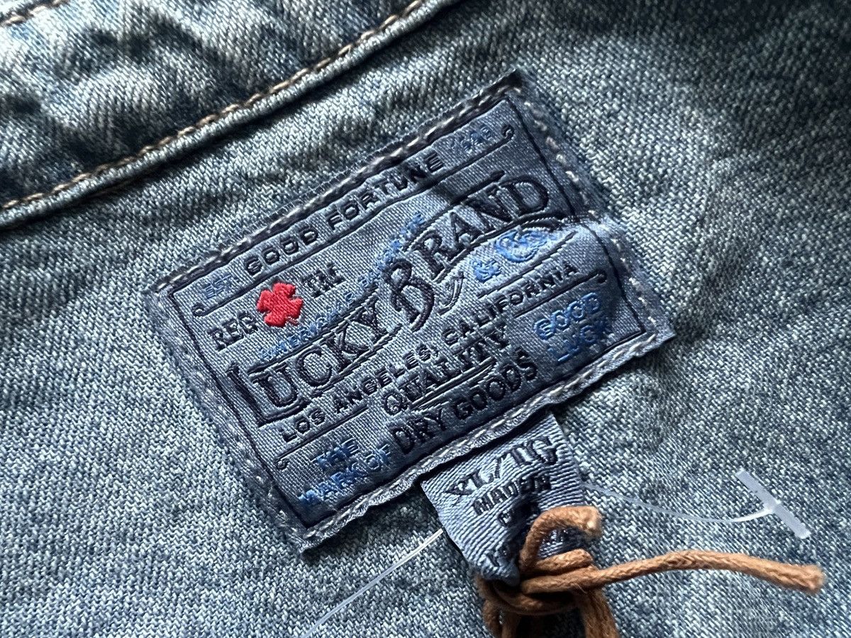 Lucky Brand Lucky Brand : Denim Shirt Flower Embroidered Size US XL / EU 56 / 4 - 10 Thumbnail