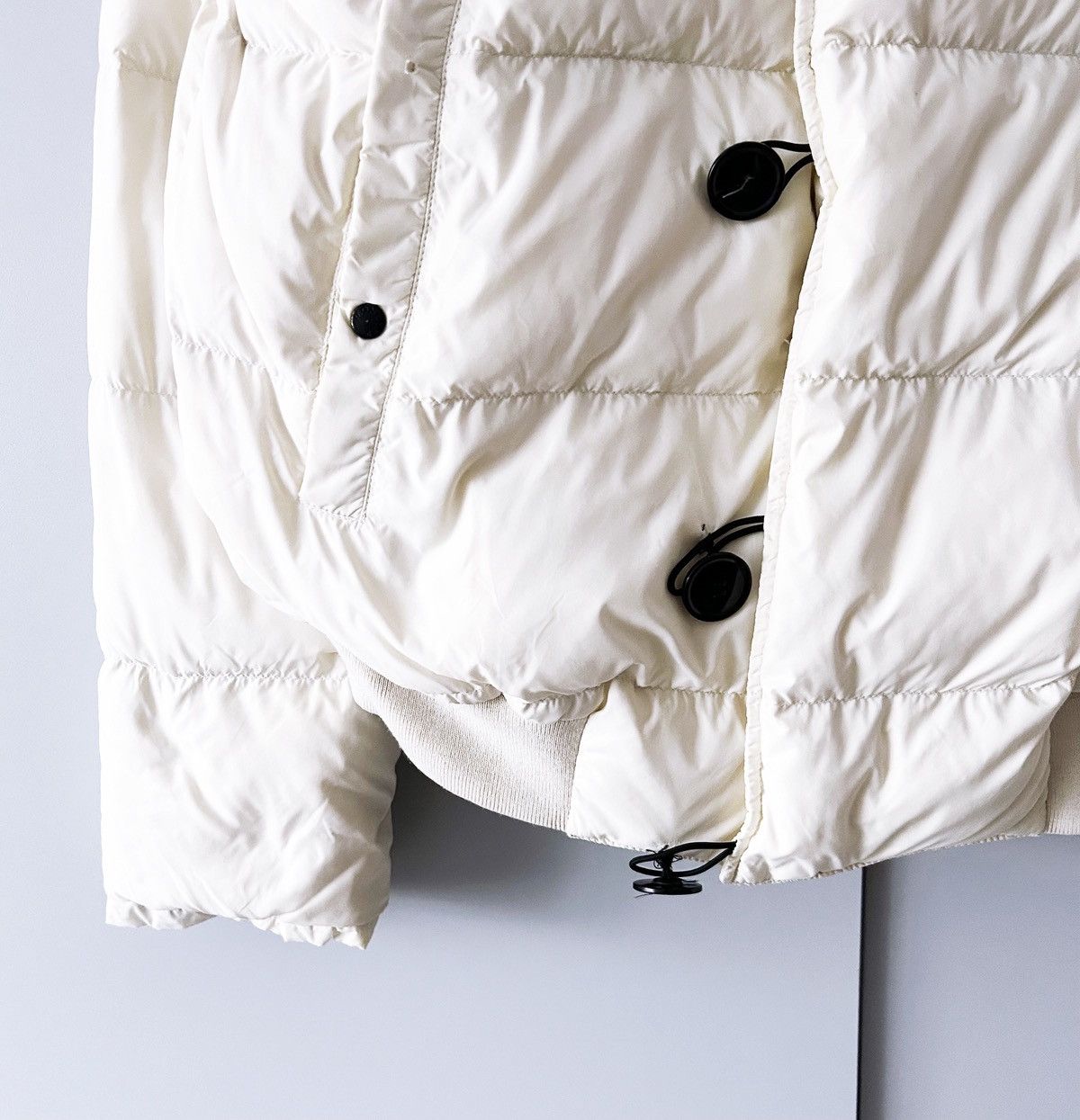 Moncler Moncler puffer jacket on off white cream Size US M / EU 48-50 / 2 - 4 Thumbnail