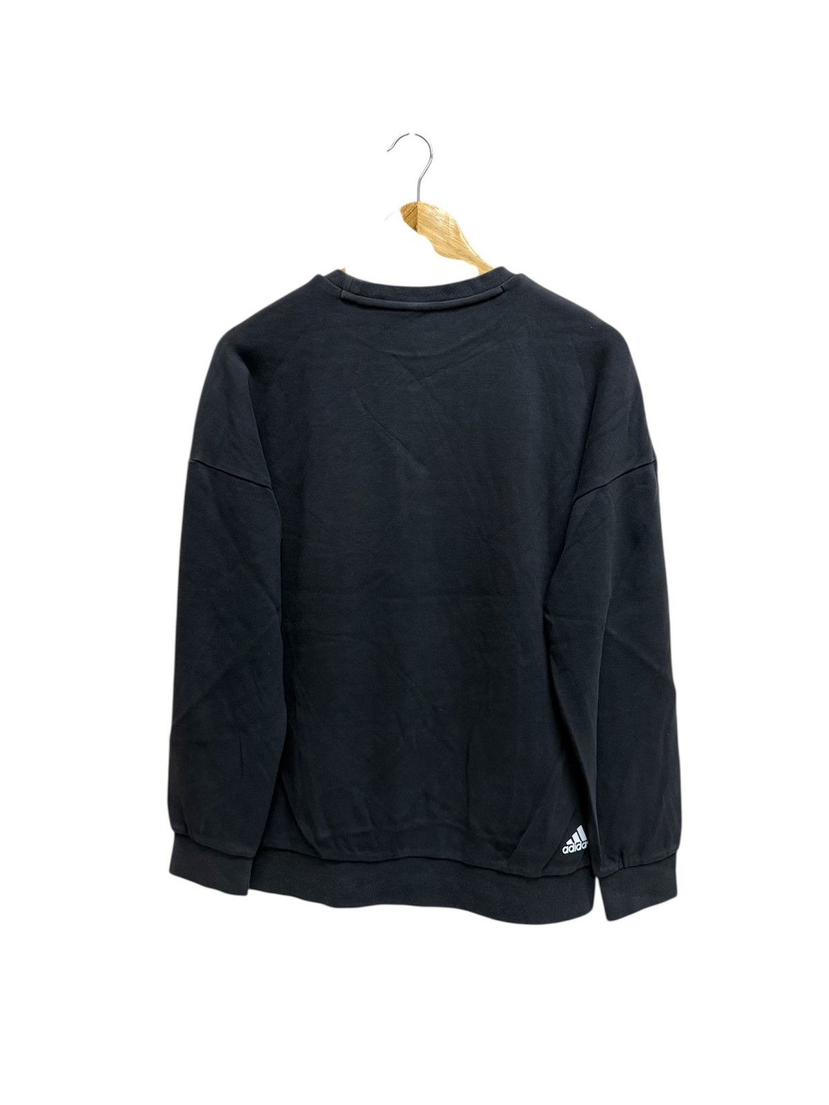 Adidas Adidas Crewneck Center Logo Sweatshirt Size US M / EU 48-50 / 2 - 2 Thumbnail