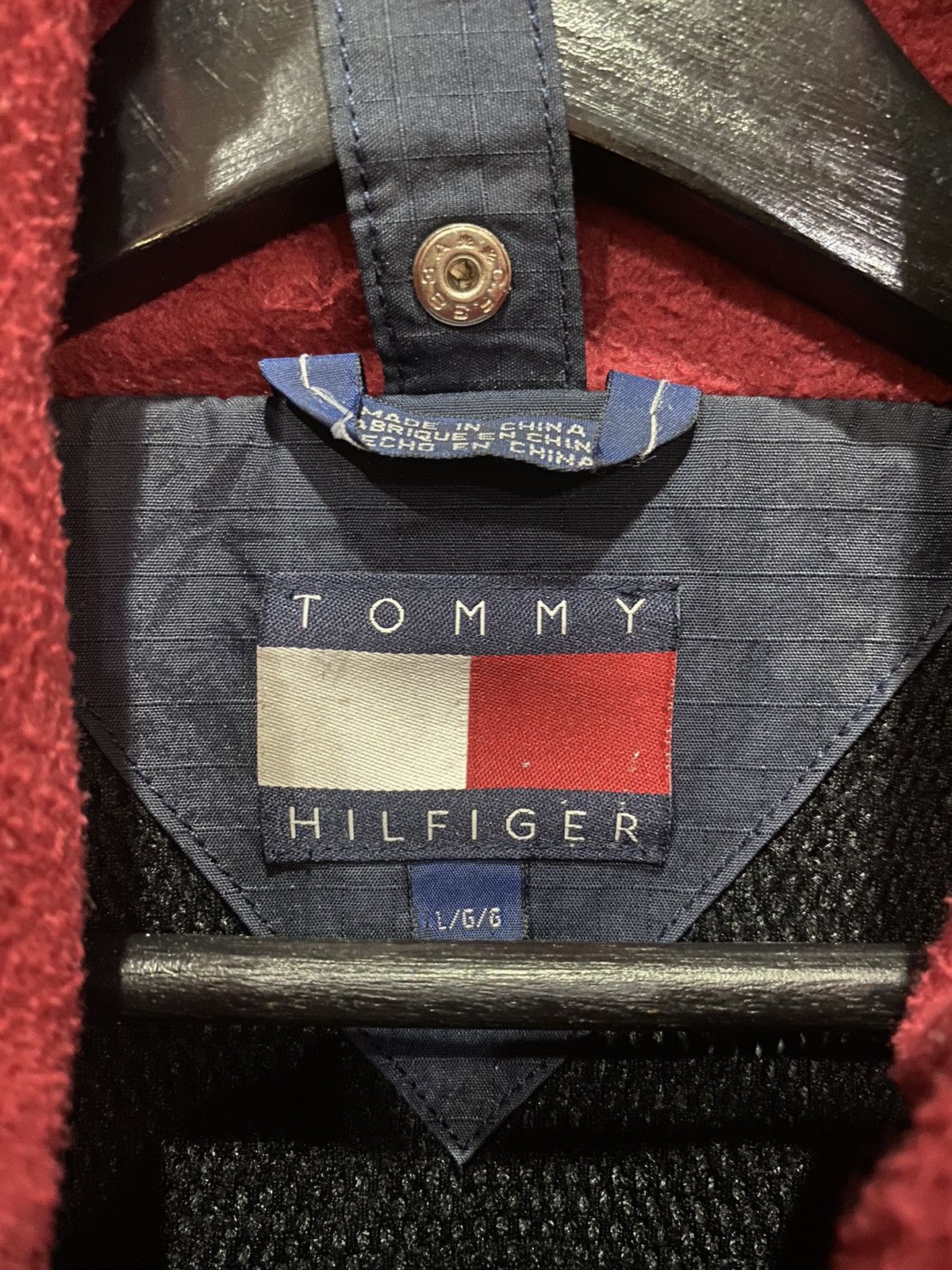 Tommy Hilfiger VINTAGE TOMMY HILFIGER WINDBREAKER Size US L / EU 52-54 / 3 - 7 Thumbnail
