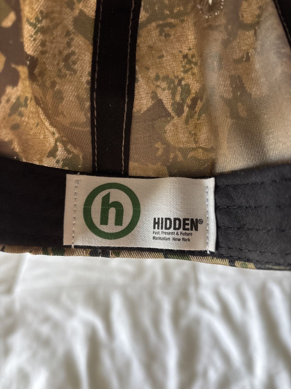HIDDEN Hidden NY “Nueva York” Digi Camo Cap – 10/10 Condition Size ONE SIZE - 6 Thumbnail