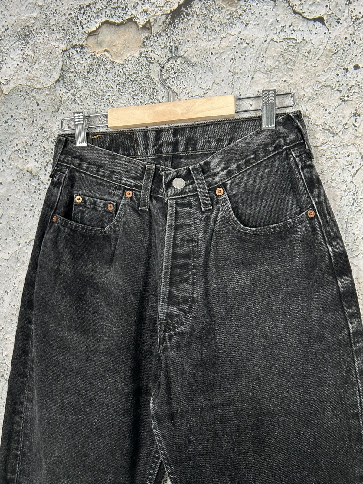 Levi's Vintage Levi’s 507 30x30 Black Denim Pants Jeans Size US 30 / EU 46 - 3 Thumbnail