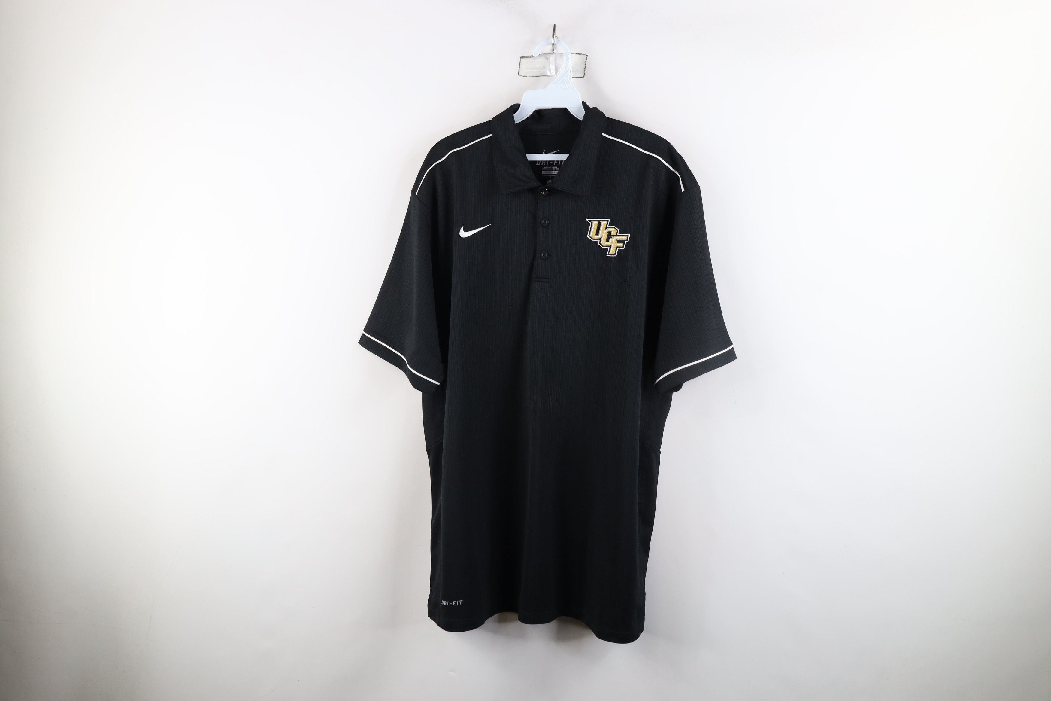 トップス supreme nike jacquard polo Supreme Nike Jacquard Polo (FW18) - $124