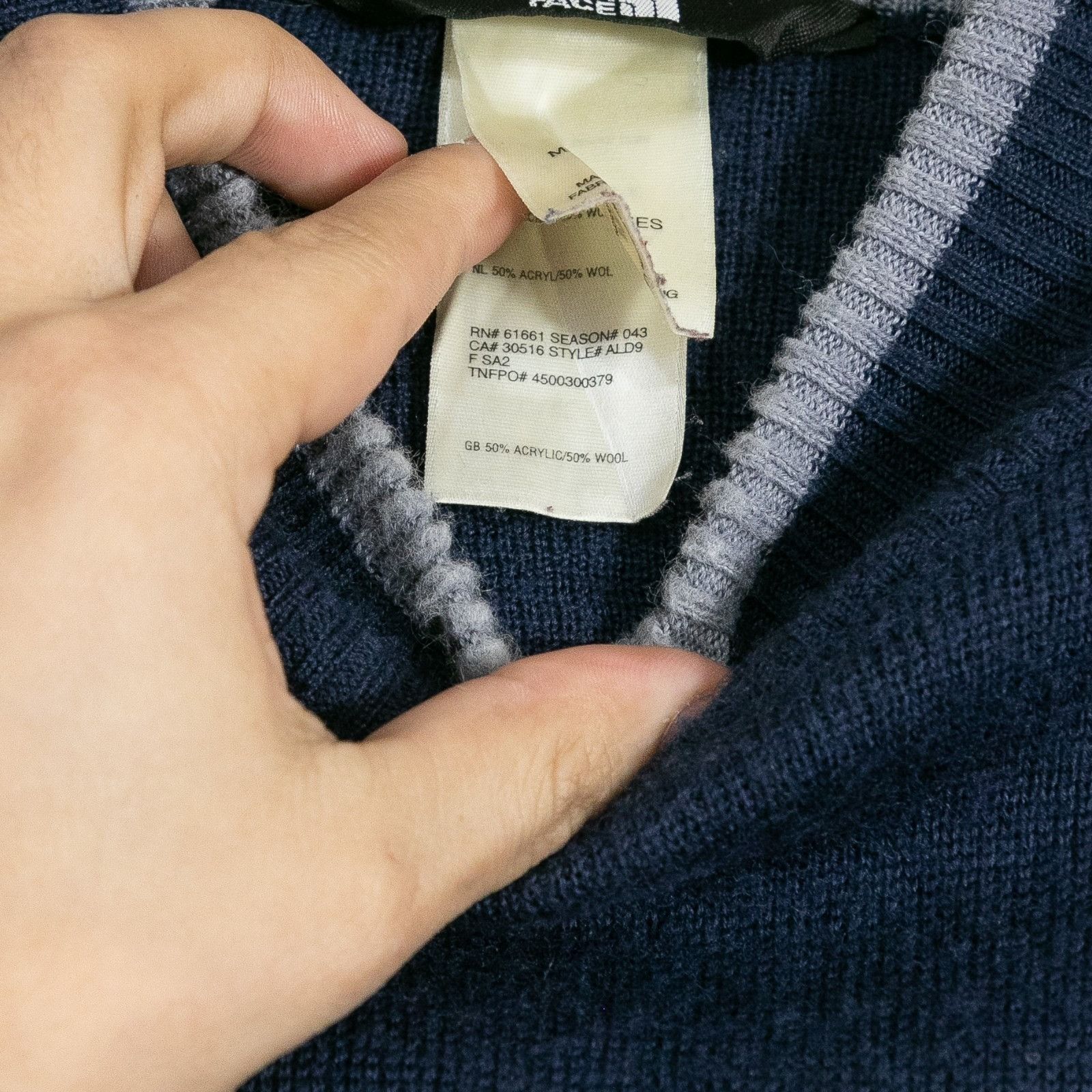The North Face The North Face Wool Blend Mock Neck Sweater Mens Medium Size US M / EU 48-50 / 2 - 5 Thumbnail
