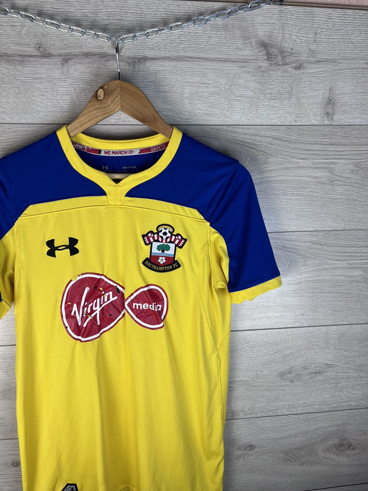 Under Armour Men’s soccer jersey Under Armour size S Southampton Fc Size US S / EU 44-46 / 1 - 3 Thumbnail