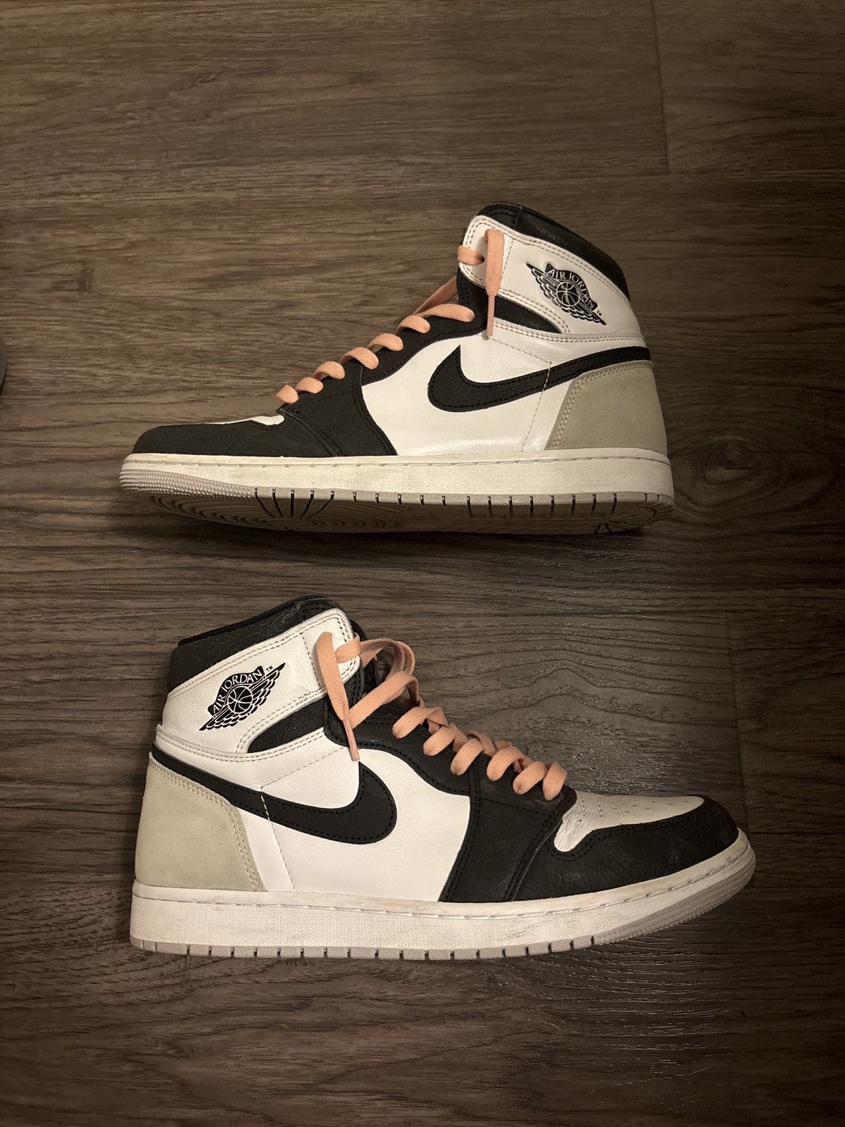 Jordan Retro High OG “Bleached Coral”