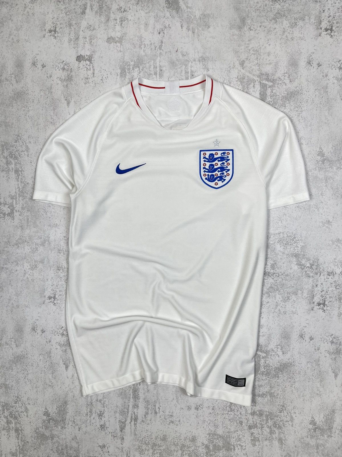 Nike 2018/19 England National Team Home Jersey Dri-Fit Technology Size US M / EU 48-50 / 2 - 1 Thumbnail
