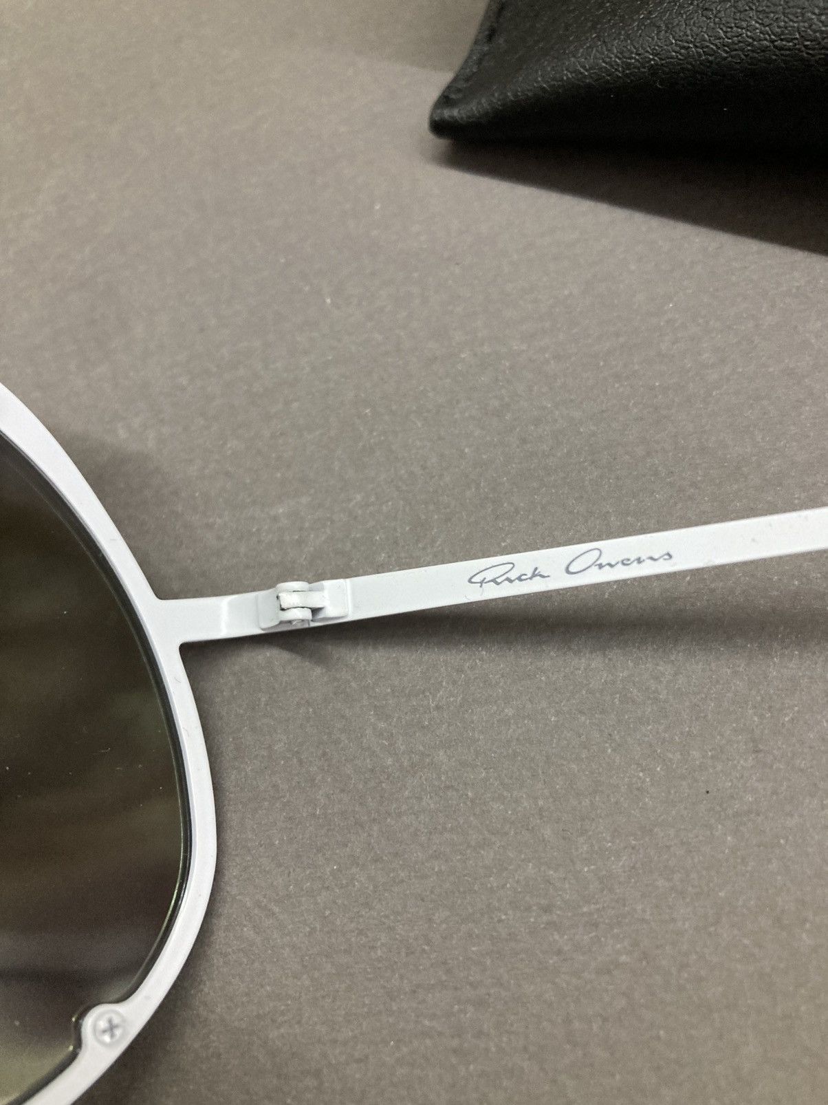 Rick Owens NEVER WORN / Rick Owens Shield Sunglasses in White Size ONE SIZE - 4 Thumbnail