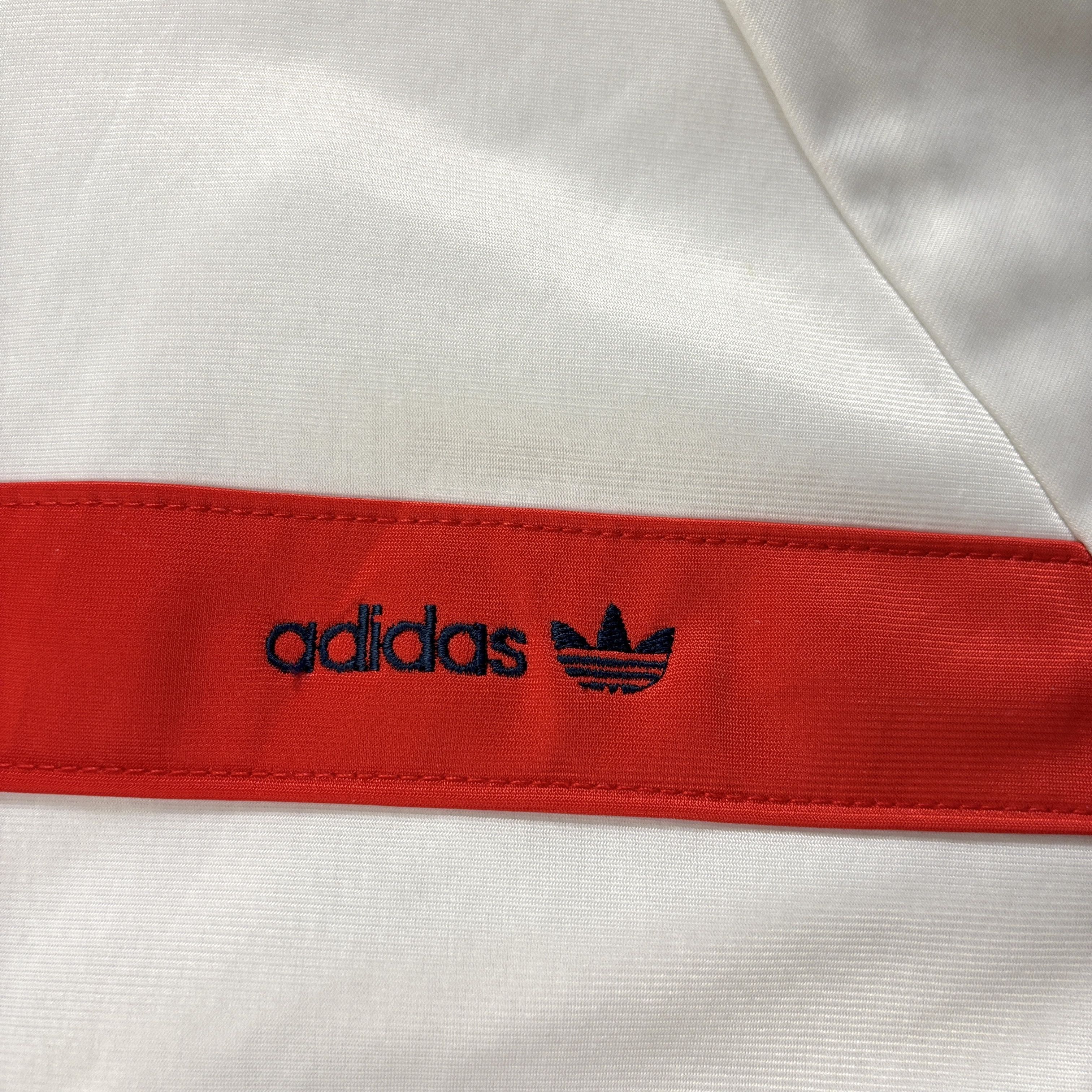 Adidas Vintage Adidas Polyester Track Jacket White Sz M Trefoil USA Size US M / EU 48-50 / 2 - 2 Thumbnail