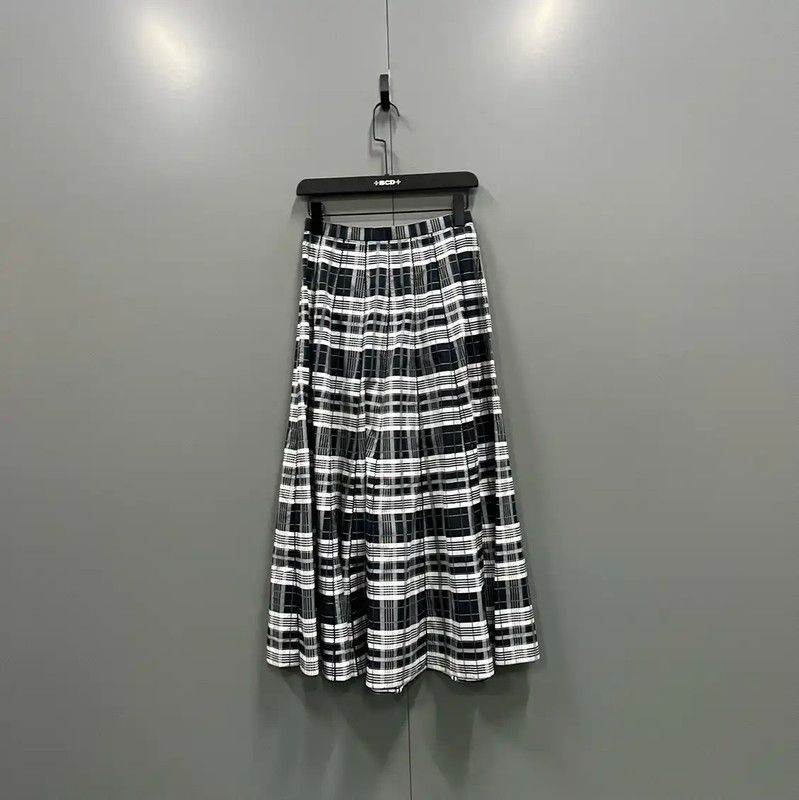 Dior Dior Multicolor Cotton Midi Skirt for Summer 0089 Size 28" / US 6 / IT 42 - 1 Thumbnail