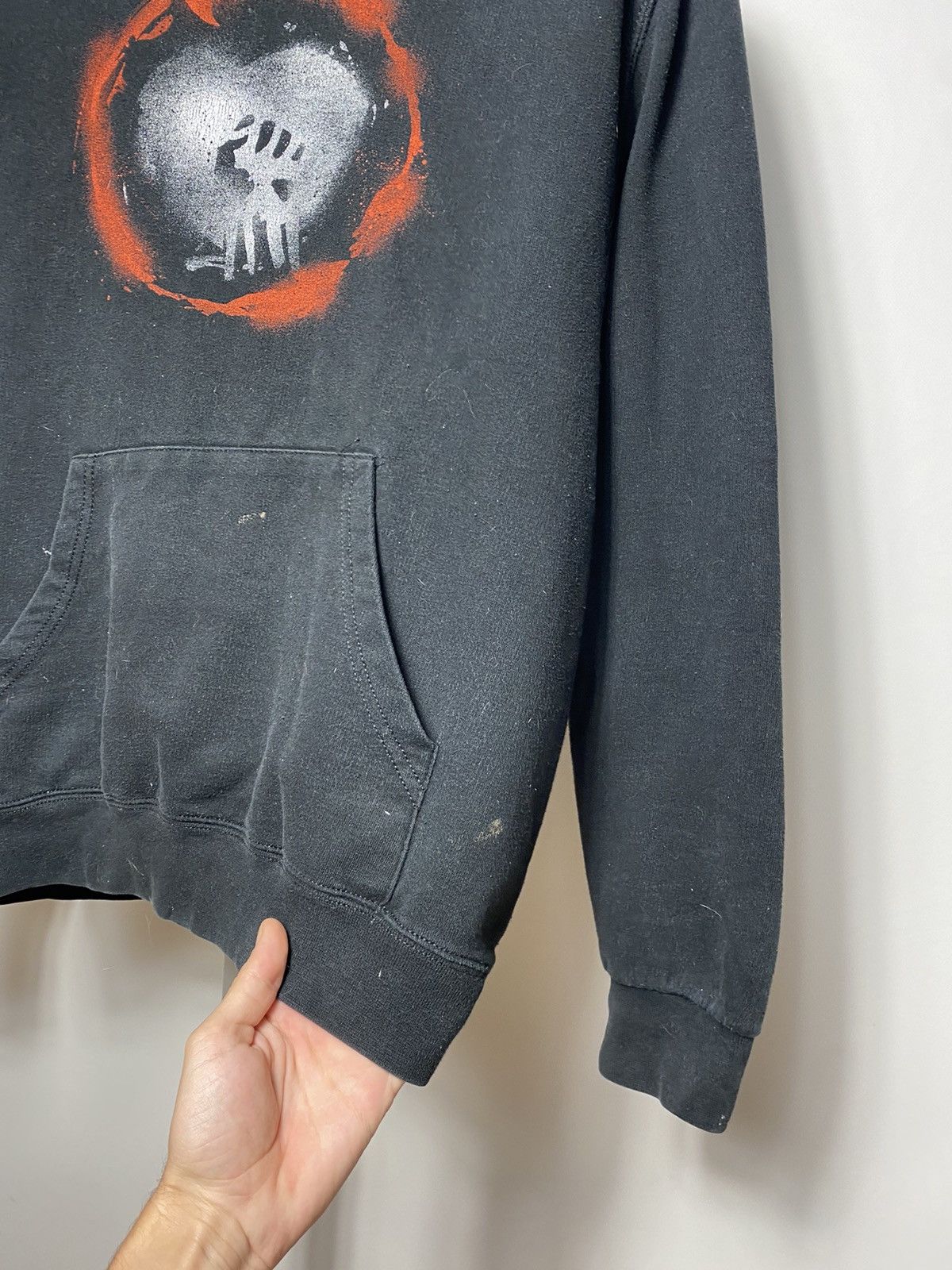 Band Tees Vintage 2012 Rise Against Hoodie size m Size US M / EU 48-50 / 2 - 3 Thumbnail