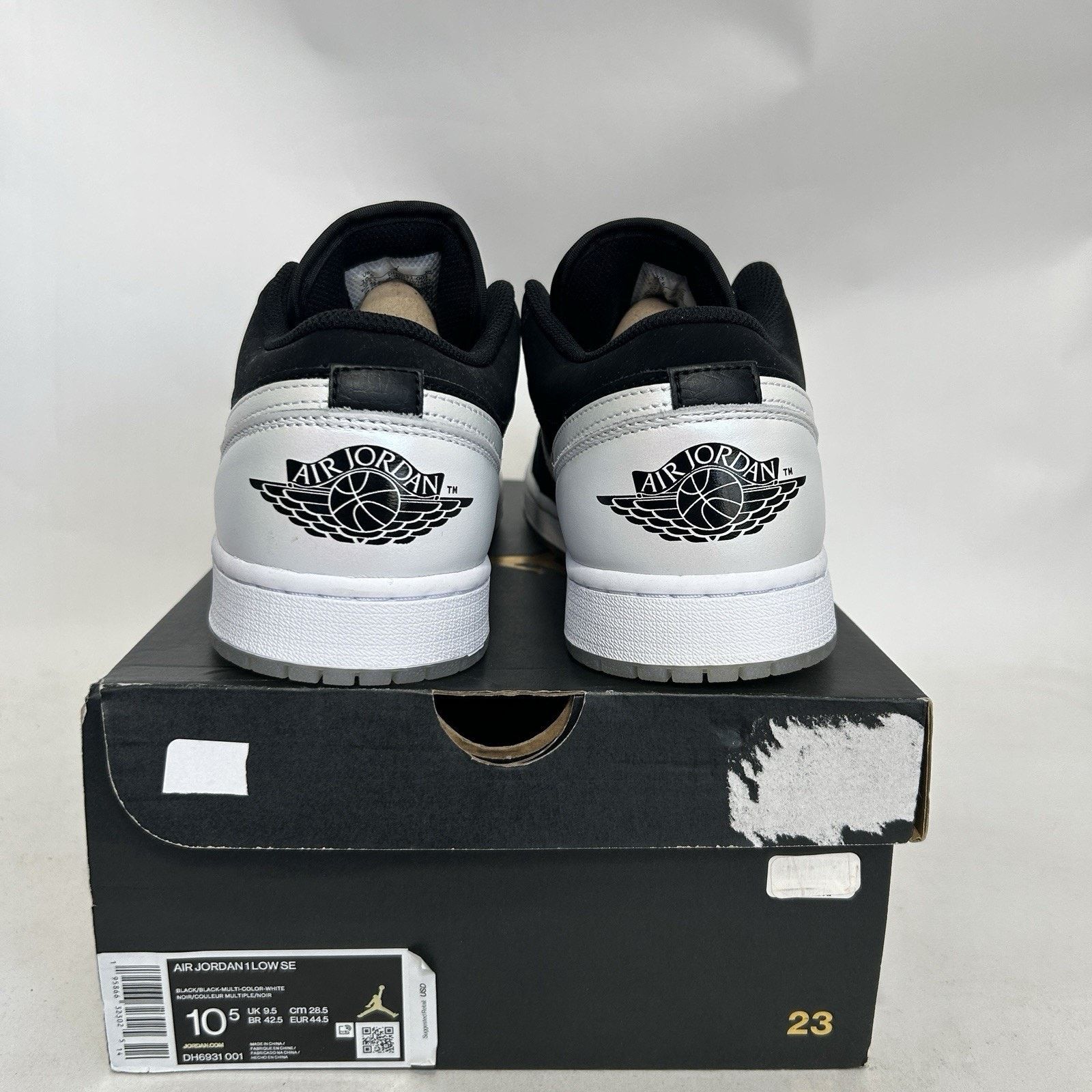 Nike Nike Air Jordan 1 Low SE Retro “Diamond Shorts” DH6931-001 Size US 10.5 / EU 43-44 - 4 Thumbnail