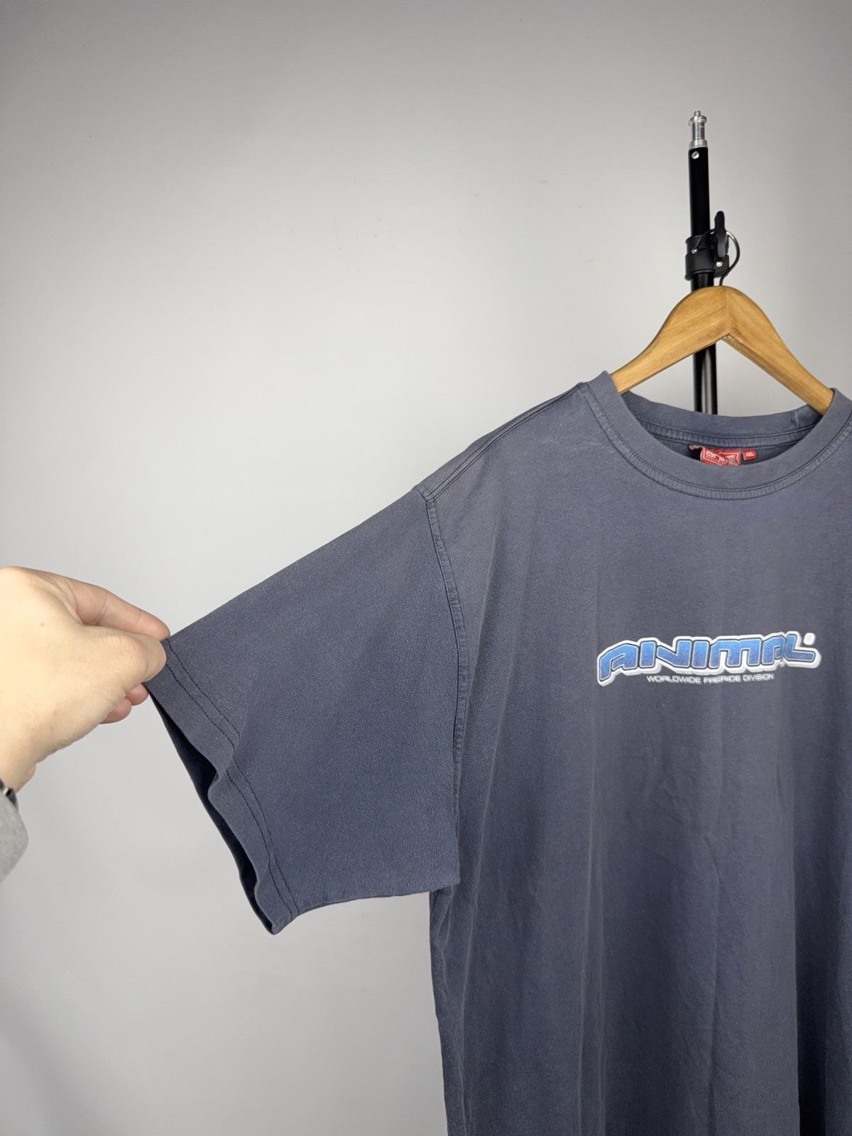 Vintage 90s Animal Worldwide Freeride Division Graphic T-Shirt XL Size US XXL / EU 58 / 5 - 4 Thumbnail