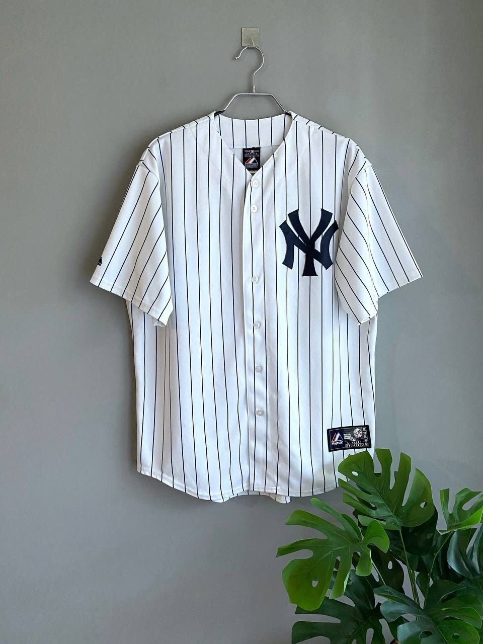 MLB × Majestic × New York Yankees Majestic MLB Baseball Jersey New York Yankees, Size L Size US L / EU 52-54 / 3 - 1 Thumbnail